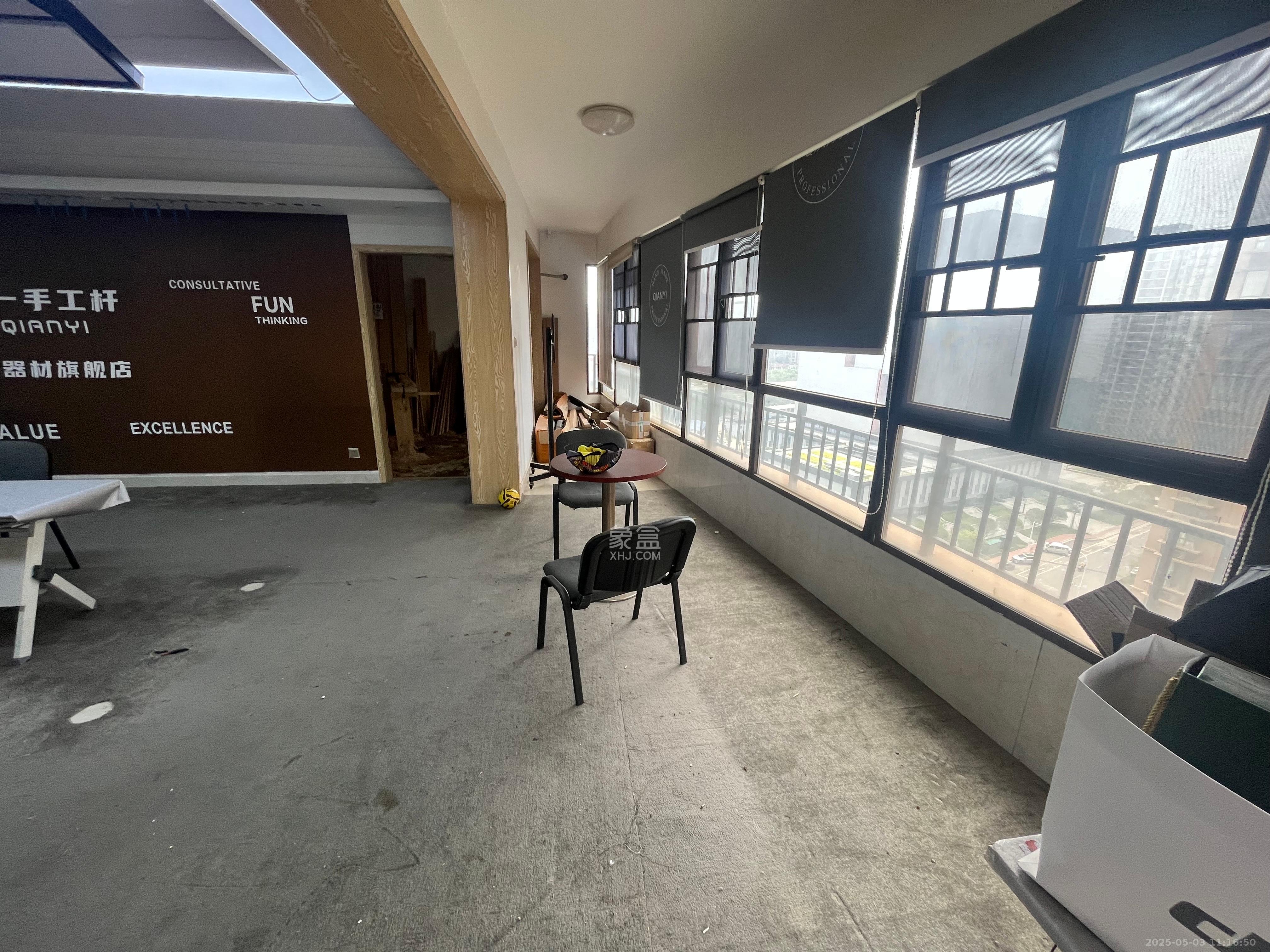 融科檀香山(融科紫檀、香山国际)  5室2厅4卫    6000.0元/月 融科檀香山(融科紫檀、香山国际)  5室2厅4卫    6000.0元/月室内图