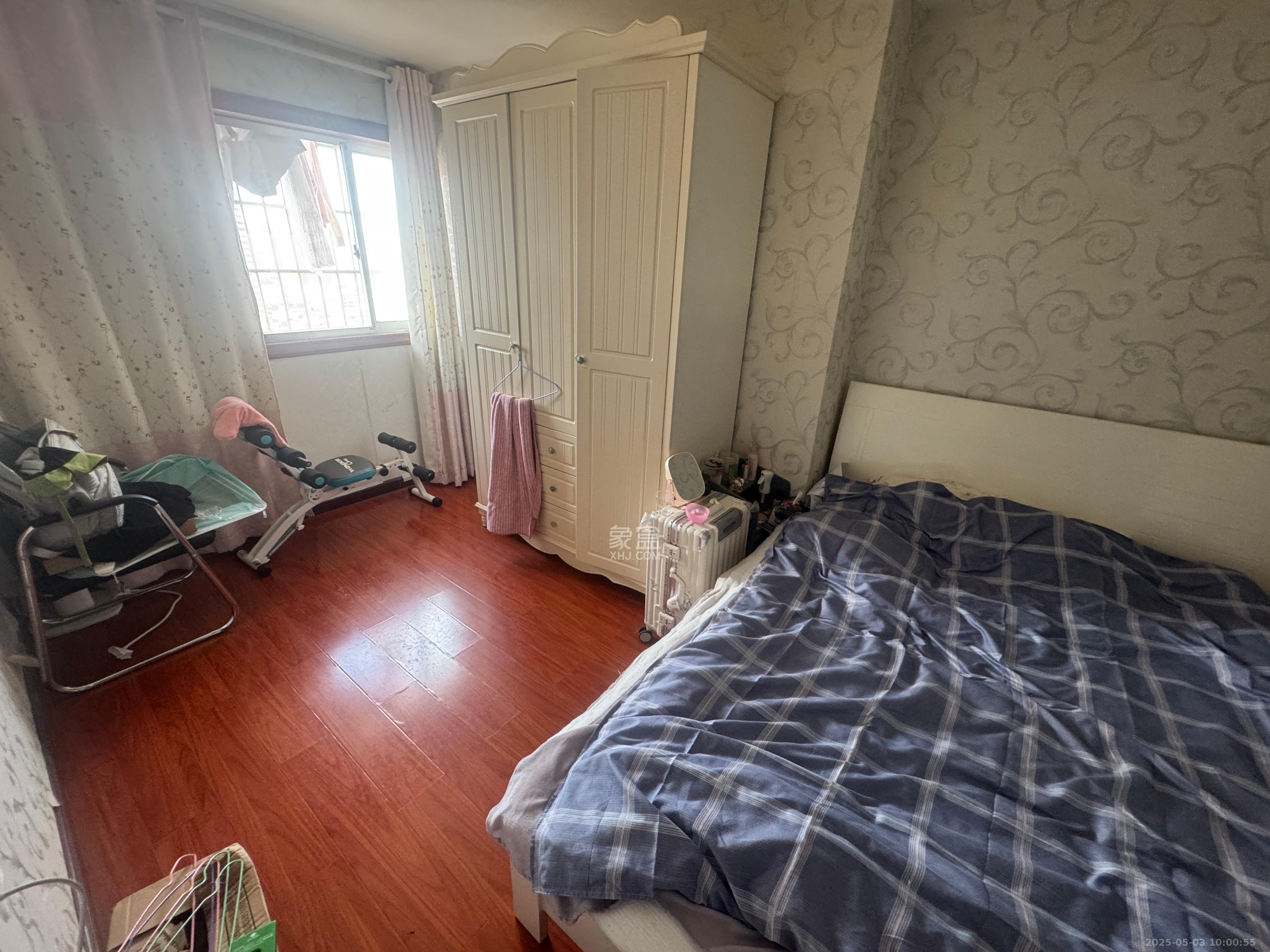 宏景名厦  3室2厅1卫   2300.00元/月室内图