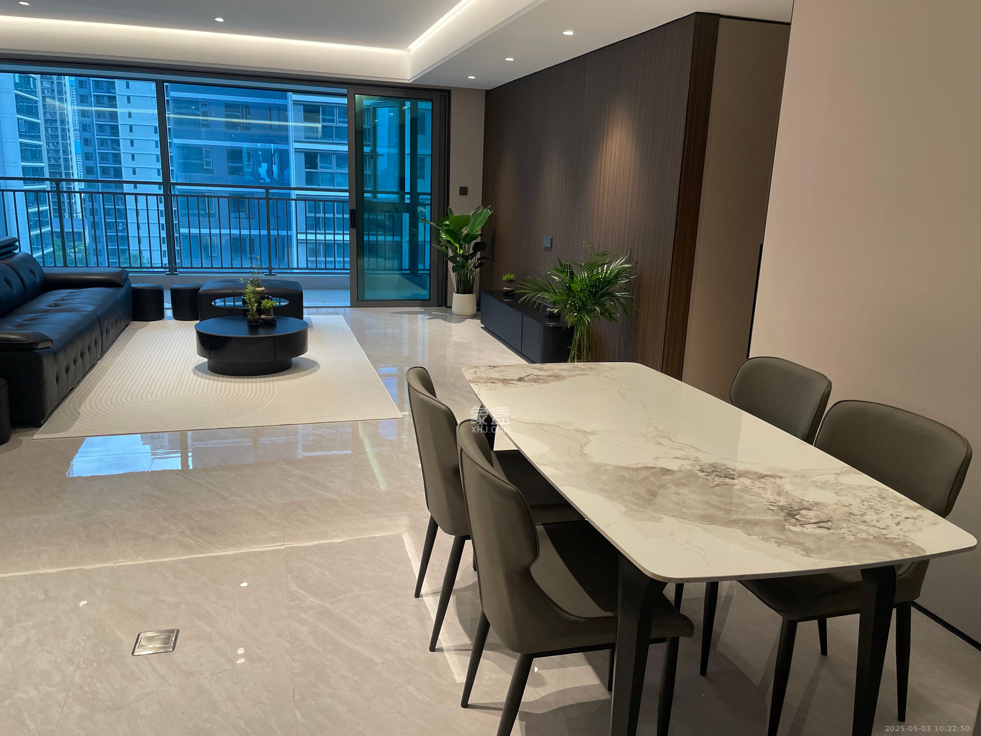 招商蛇口滨江境 4室2厅2卫 12000.0元/月 招商蛇口滨江境 4室2厅2卫 12000.0元/月室内图