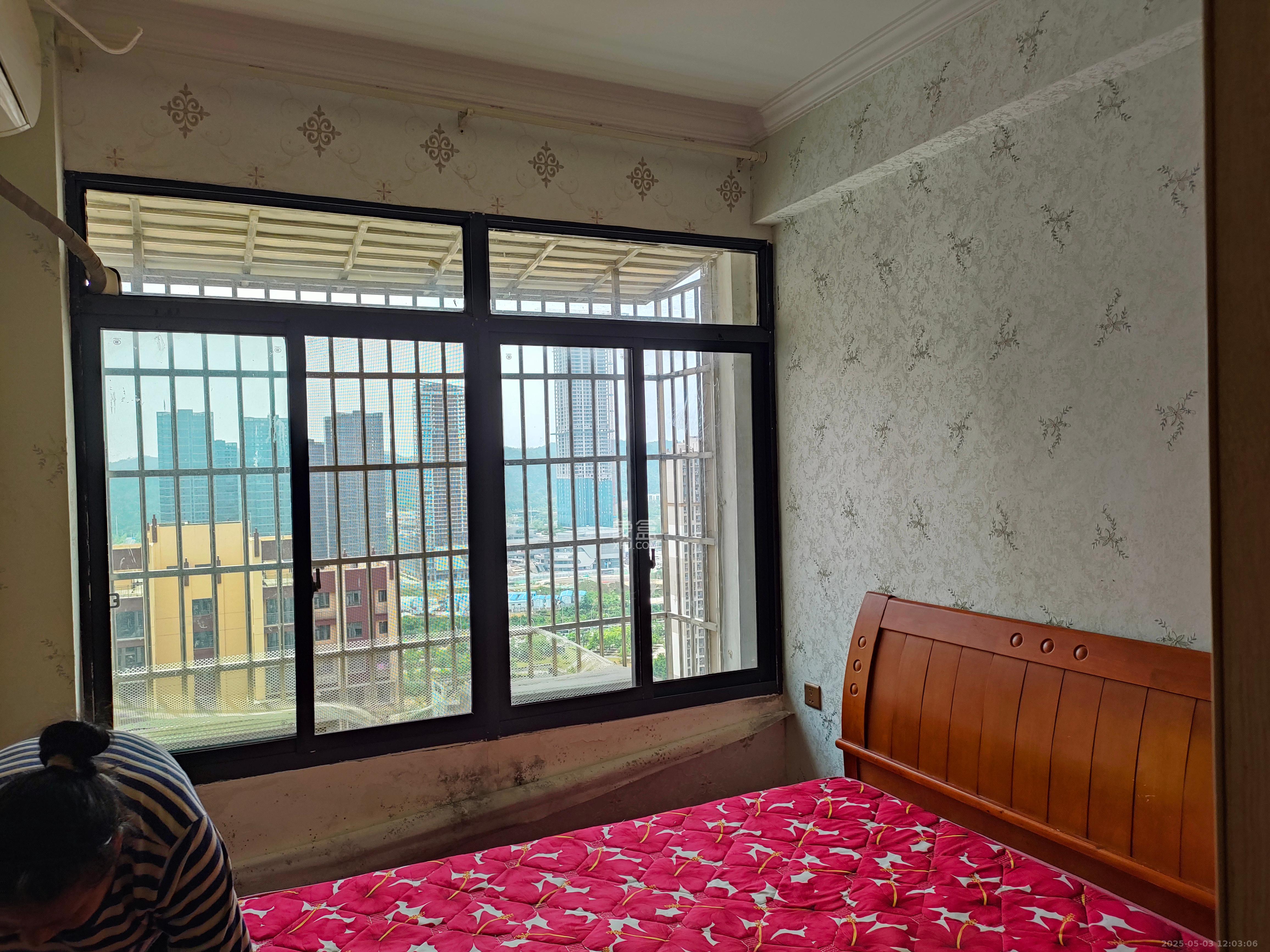 嘉顺苑 3室2厅2卫 2400.0元/月 嘉顺苑 3室2厅2卫 2400.0元/月室内图