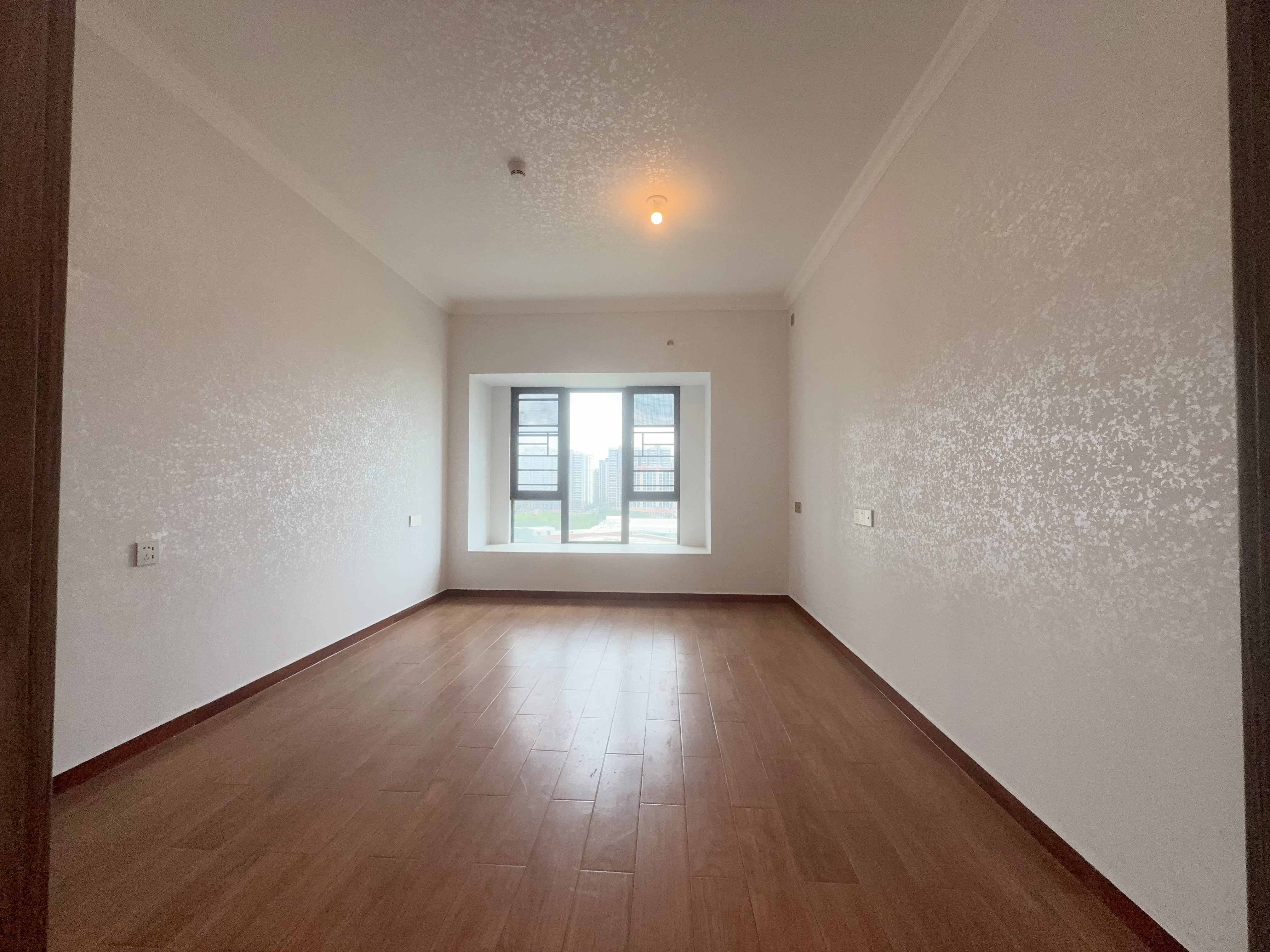 碧桂园公园上城 3室2厅2卫 3200.0元/月 碧桂园公园上城 3室2厅2卫 3200.0元/月室内图