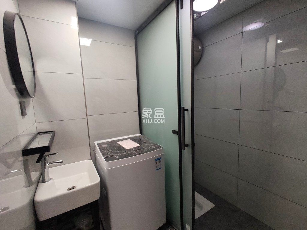 江岸公馆  1室1厅1卫   1600.00元/月室内图