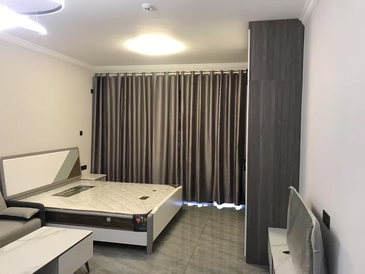 和谐家园(锦和广场)  1室0厅1卫    75.0万 和谐家园(锦和广场)  1室0厅1卫    75.0万客厅