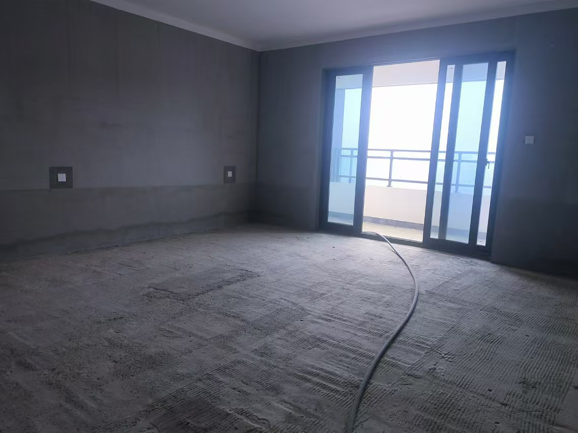 建发央著（悦发央著）  5室2厅2卫   222.00万室内图
