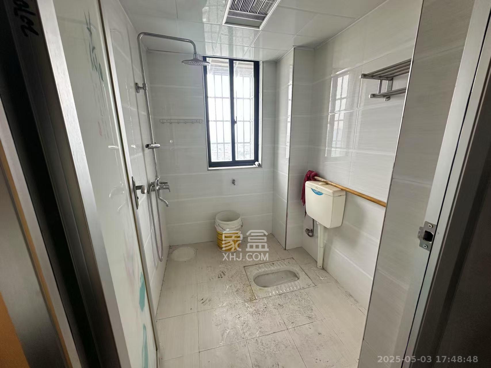 峰尚国际 3室2厅2卫 1500.0元/月 峰尚国际 3室2厅2卫 1500.0元/月室内图