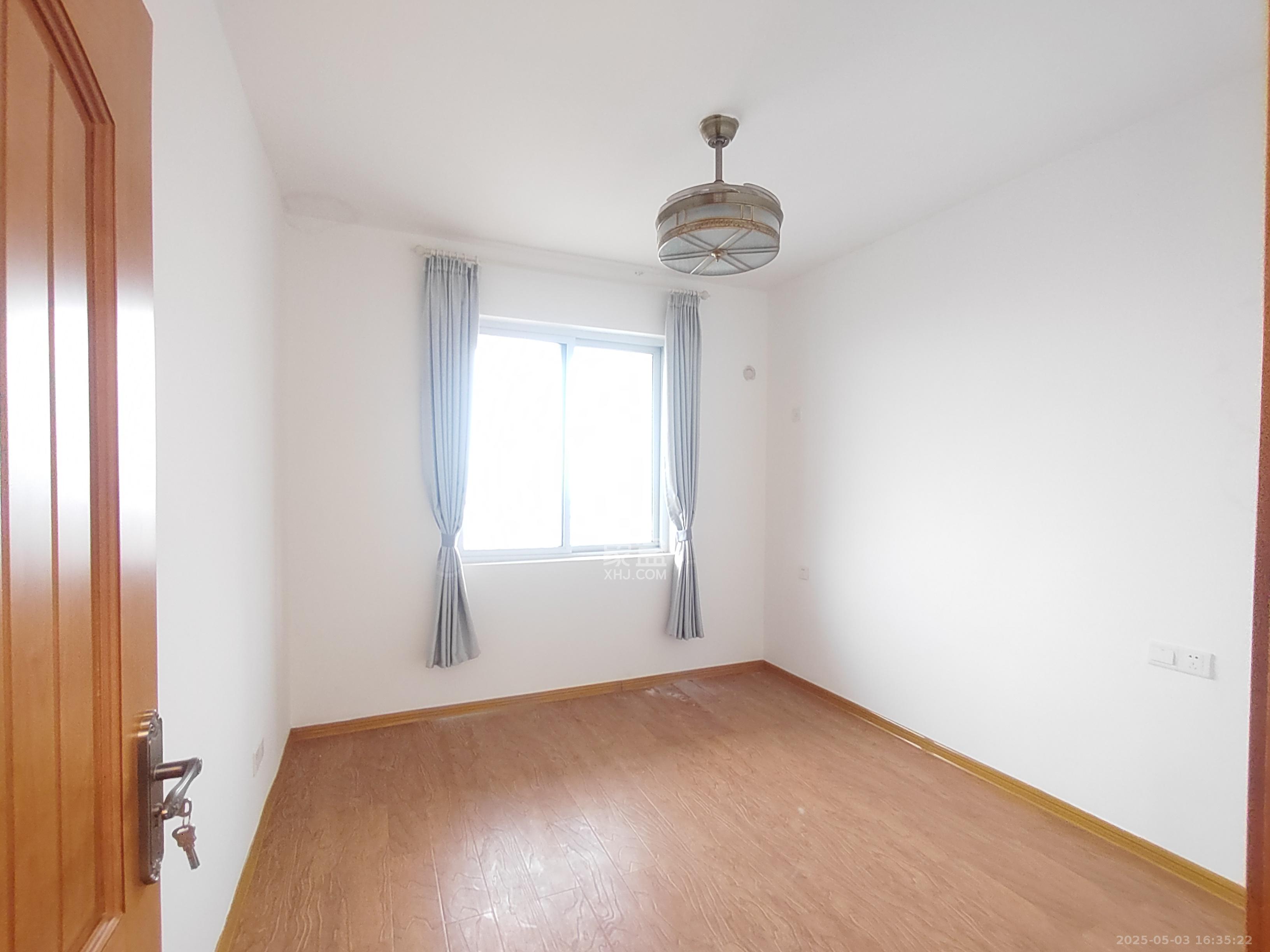 和悦城(蟠龙景苑) 3室2厅1卫 1600.0元/月 和悦城(蟠龙景苑) 3室2厅1卫 1600.0元/月室内图