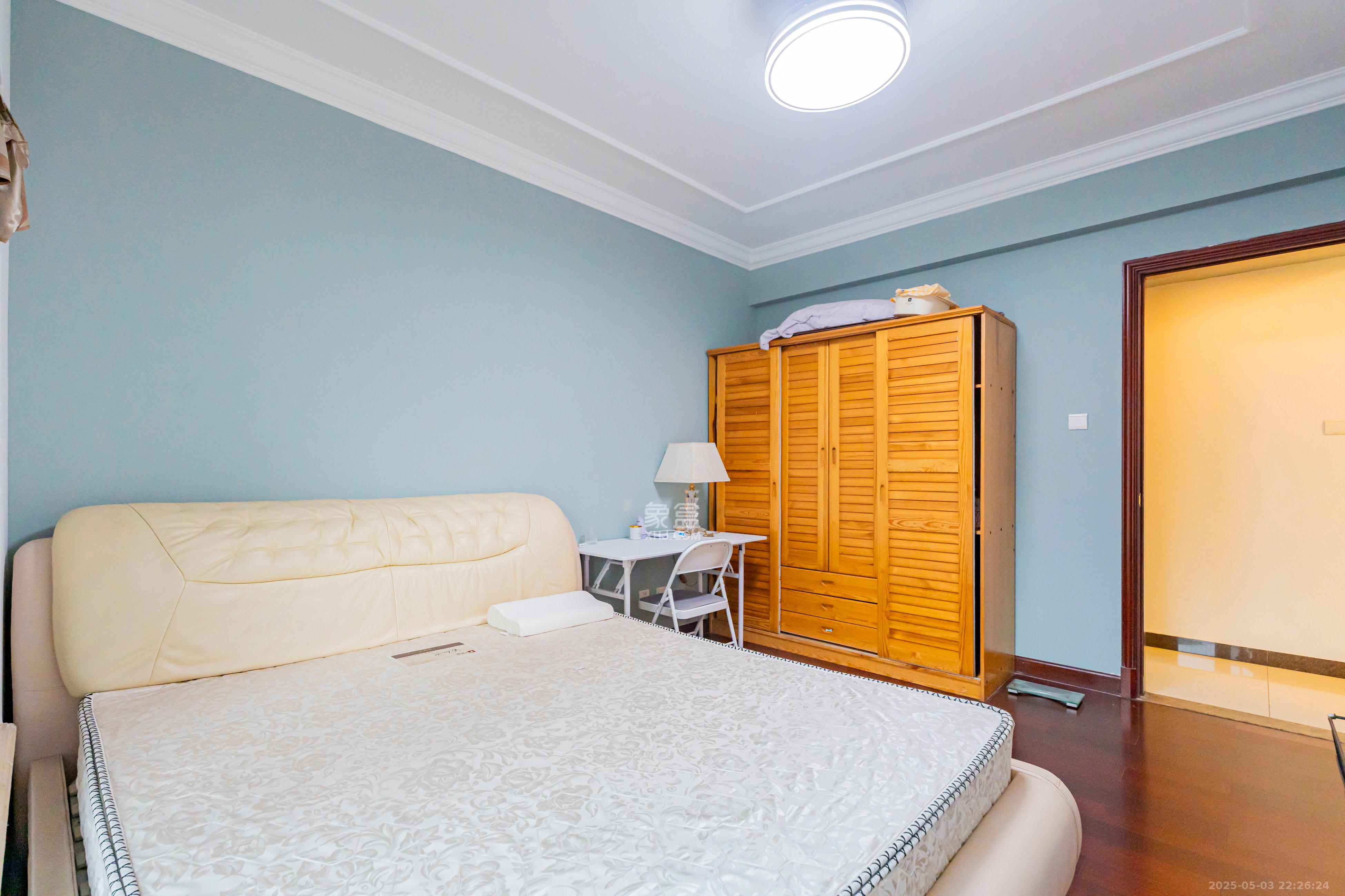 恒大雅苑 2室2厅1卫 66.8万 恒大雅苑 2室2厅1卫 66.8万卧室