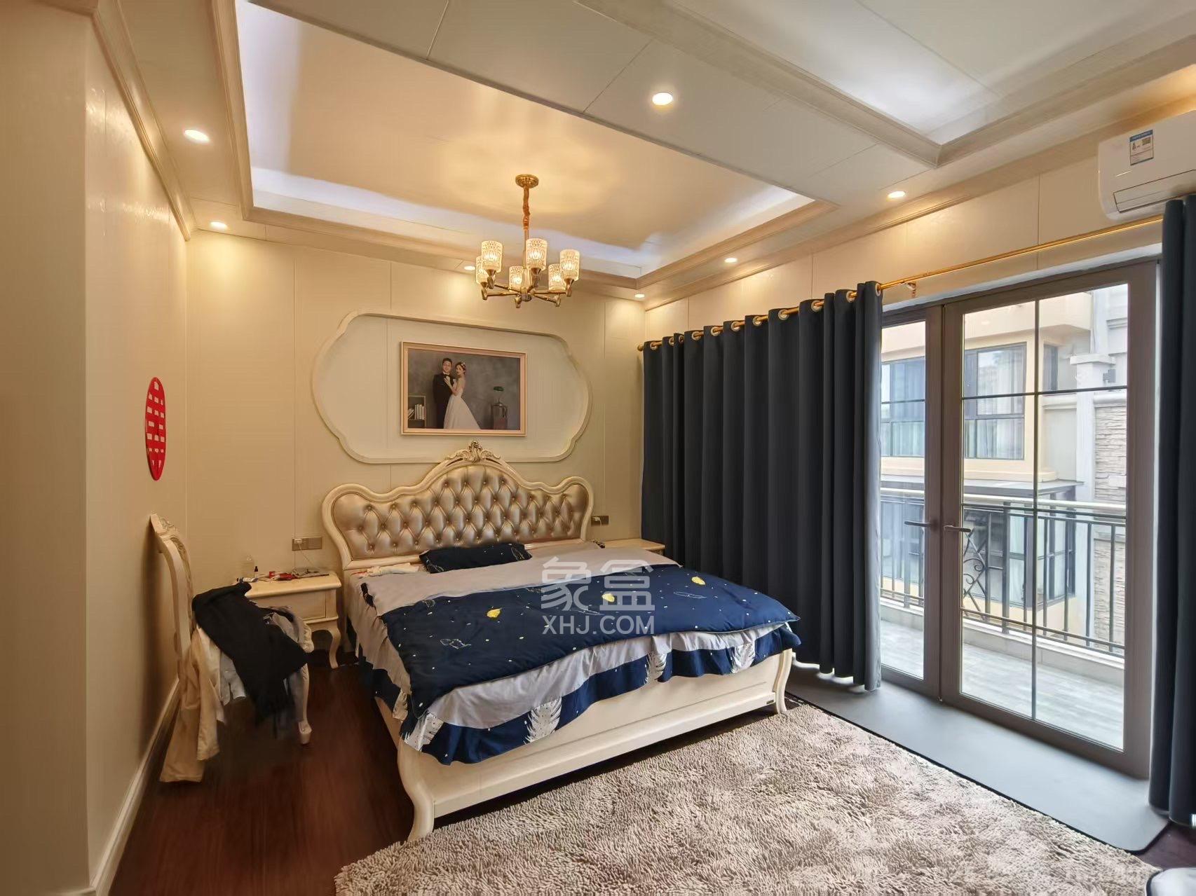 盈峰翠邸 5室2厅3卫 8800.0元/月 盈峰翠邸 5室2厅3卫 8800.0元/月室内图