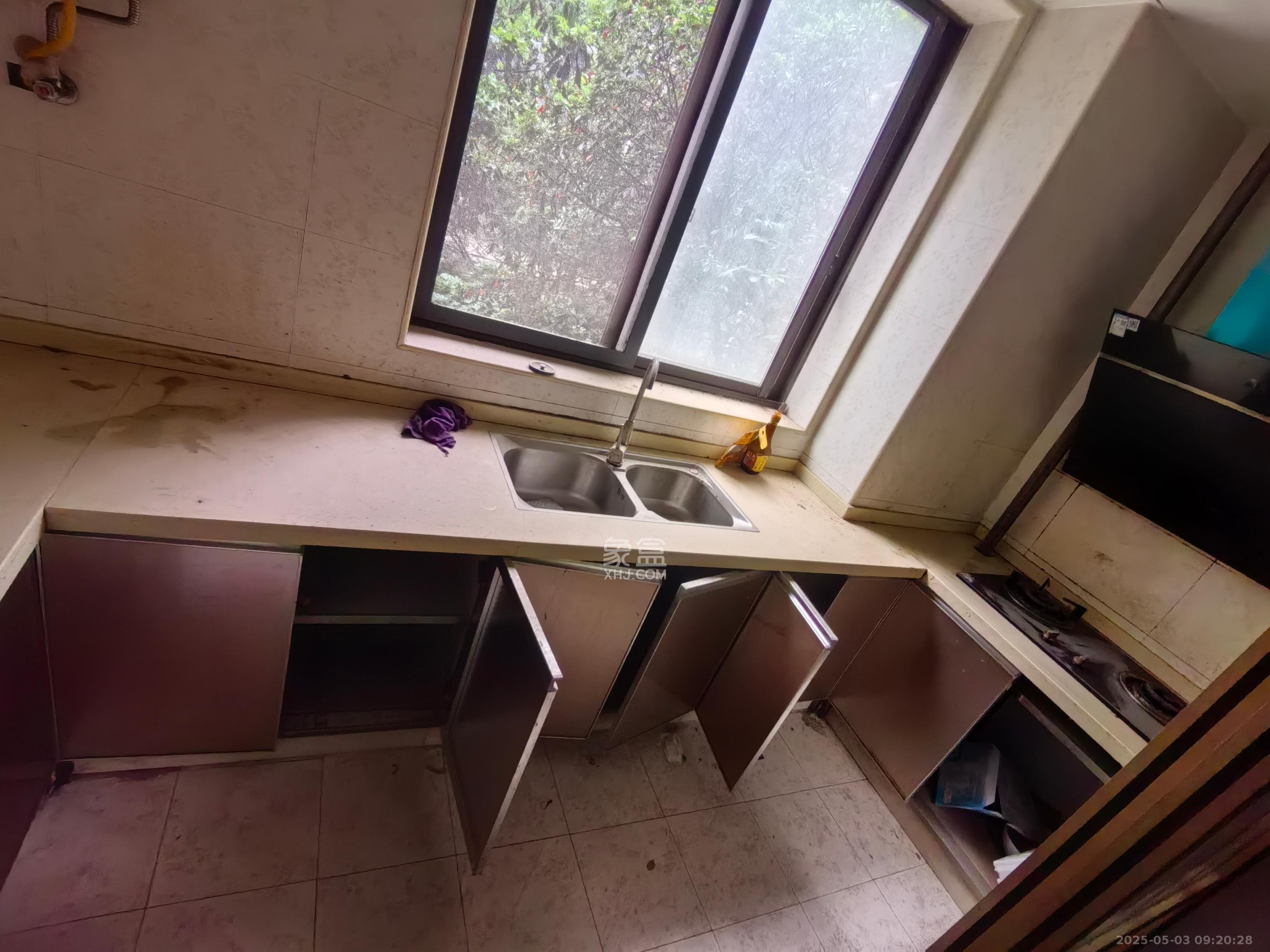 宜华湘江名城 3室2厅1卫 1500.0元/月 宜华湘江名城 3室2厅1卫 1500.0元/月室内图