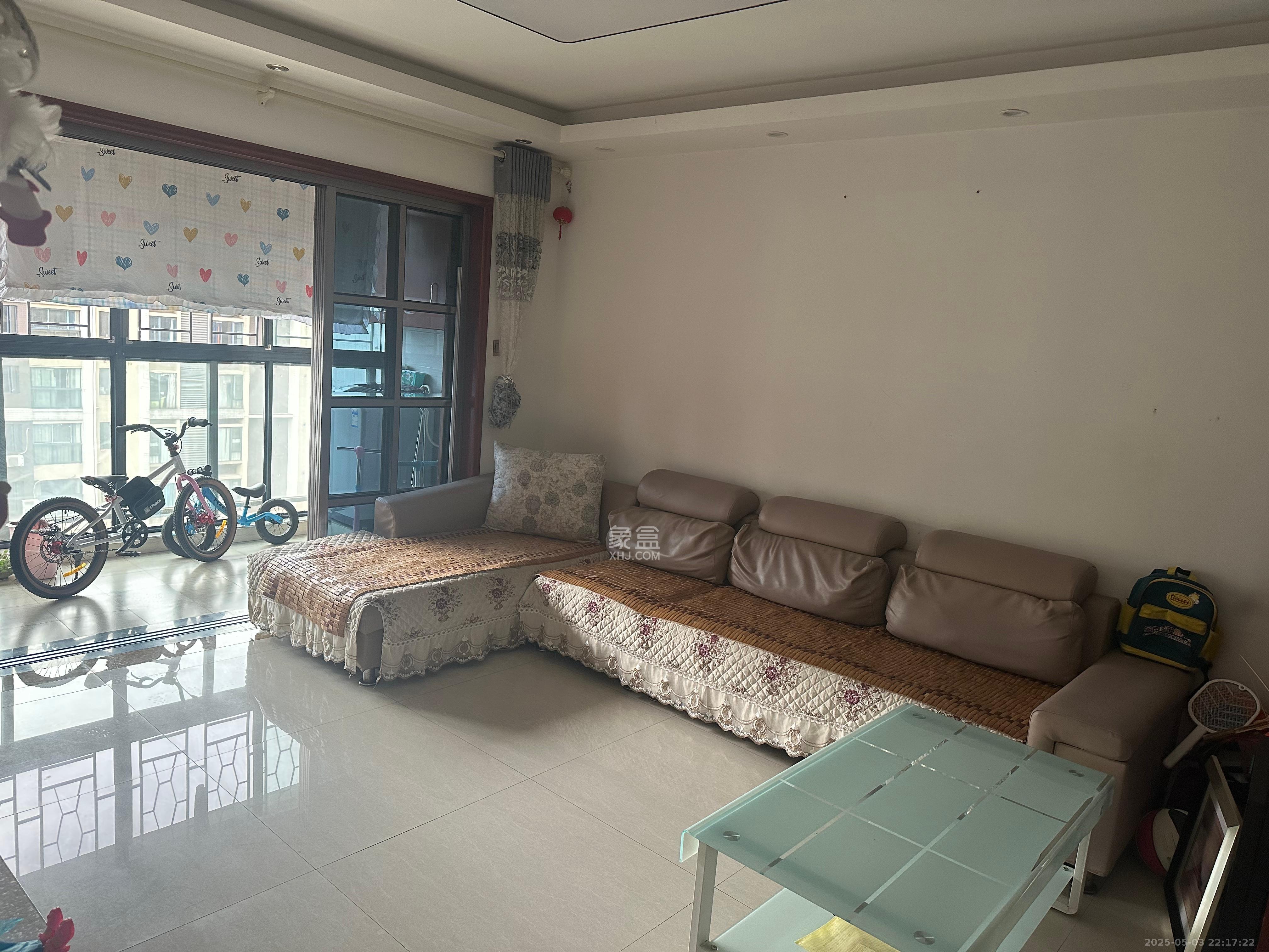 蓝山郡 3室2厅1卫 2000.0元/月 蓝山郡 3室2厅1卫 2000.0元/月室内图