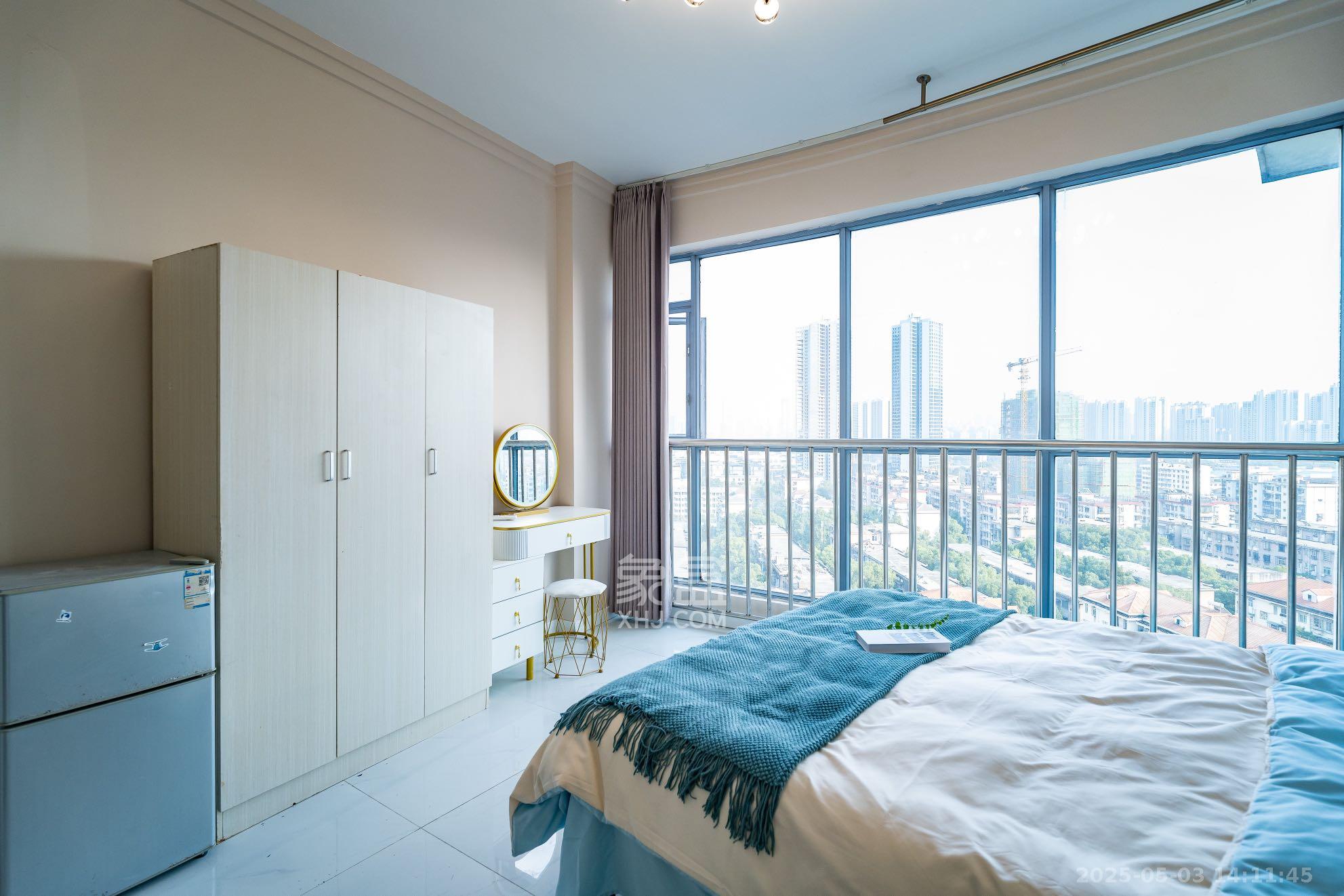 书香名邸  1室1厅1卫    1658.0元/月 书香名邸  1室1厅1卫    1658.0元/月室内图