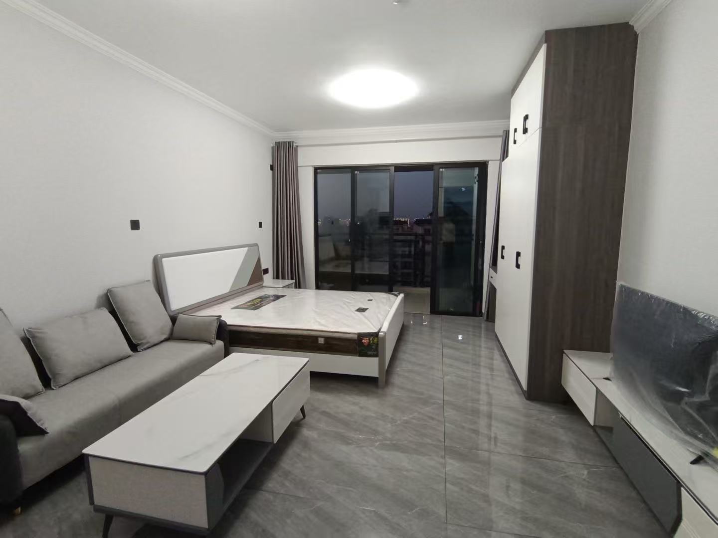 和谐家园(锦和广场)  1室0厅1卫    75.0万 和谐家园(锦和广场)  1室0厅1卫    75.0万客厅