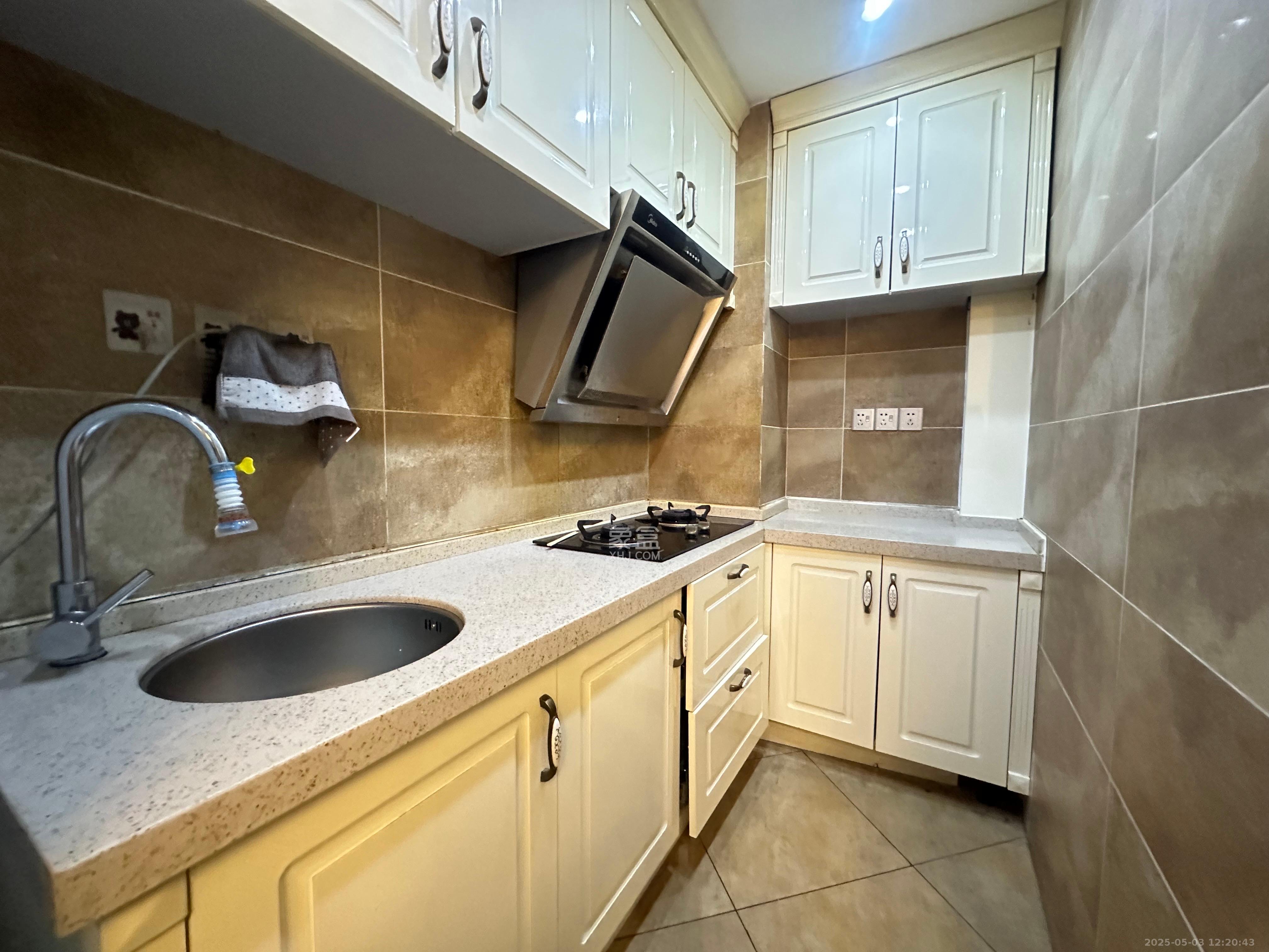 铂宫  1室1厅1卫    2600.0元/月室内图