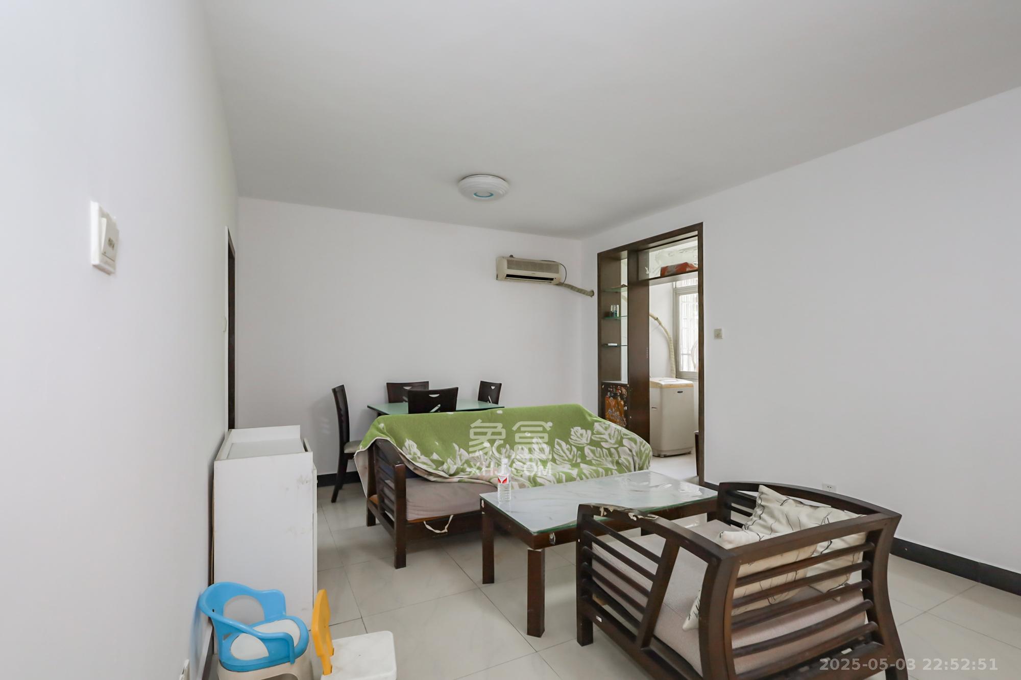 英才园二片  3室2厅1卫    78.0万 英才园二片  3室2厅1卫    78.0万