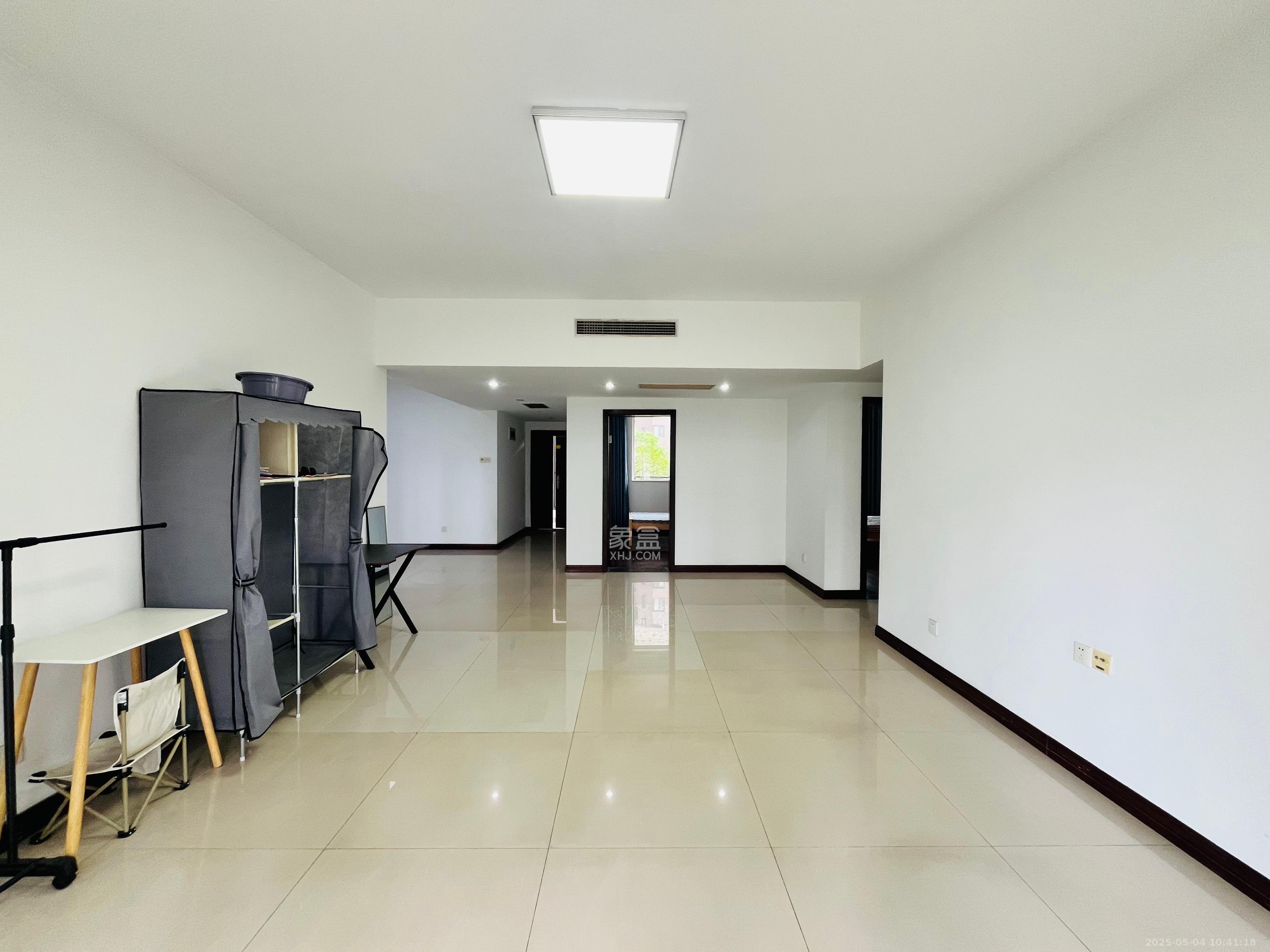 HC新城(建工集团单位房)  3室2厅2卫    2700.0元/月 HC新城(建工集团单位房)  3室2厅2卫    2700.0元/月室内图