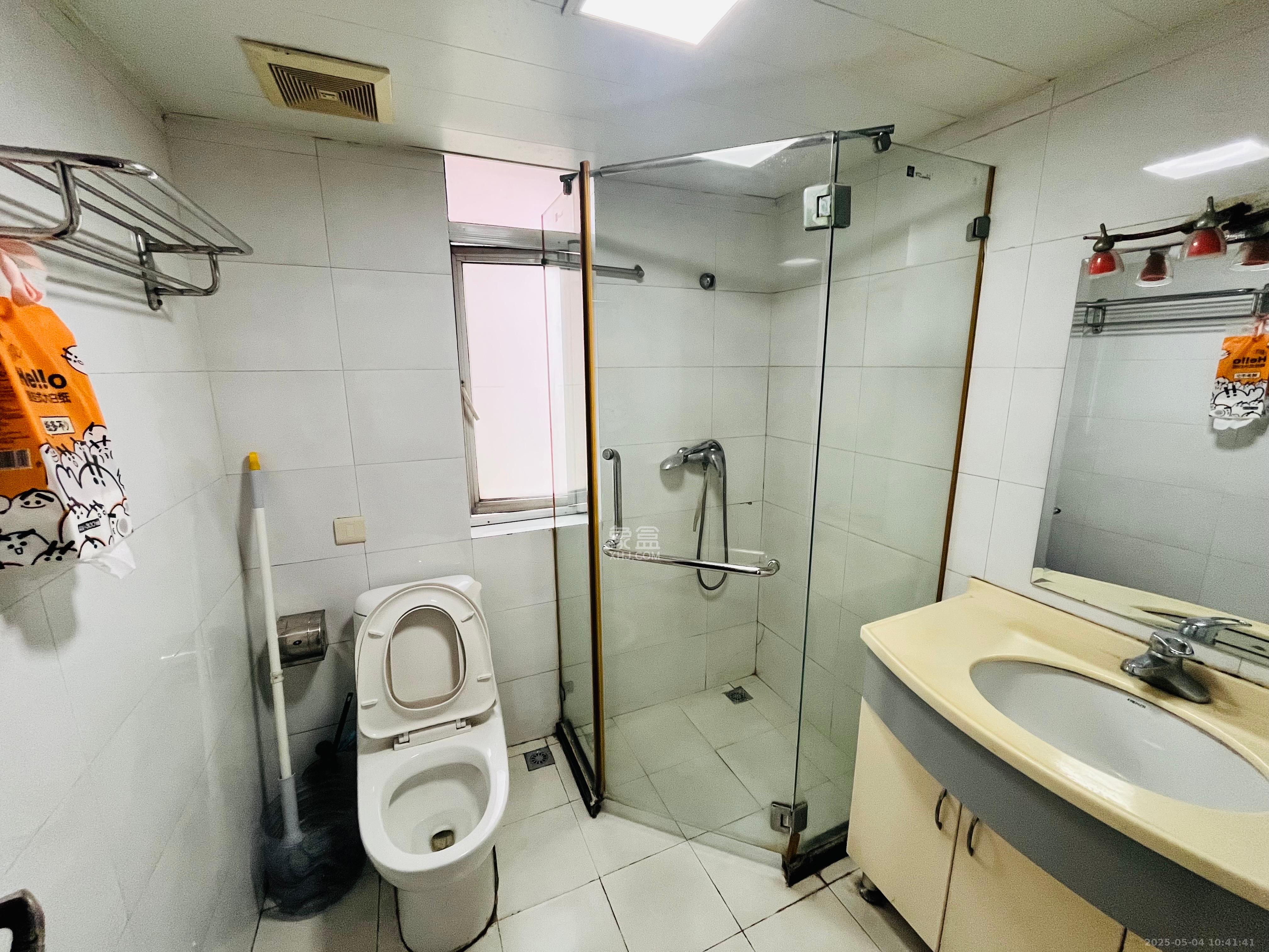 HC新城(建工集团单位房)  3室2厅2卫    2700.0元/月 HC新城(建工集团单位房)  3室2厅2卫    2700.0元/月室内图