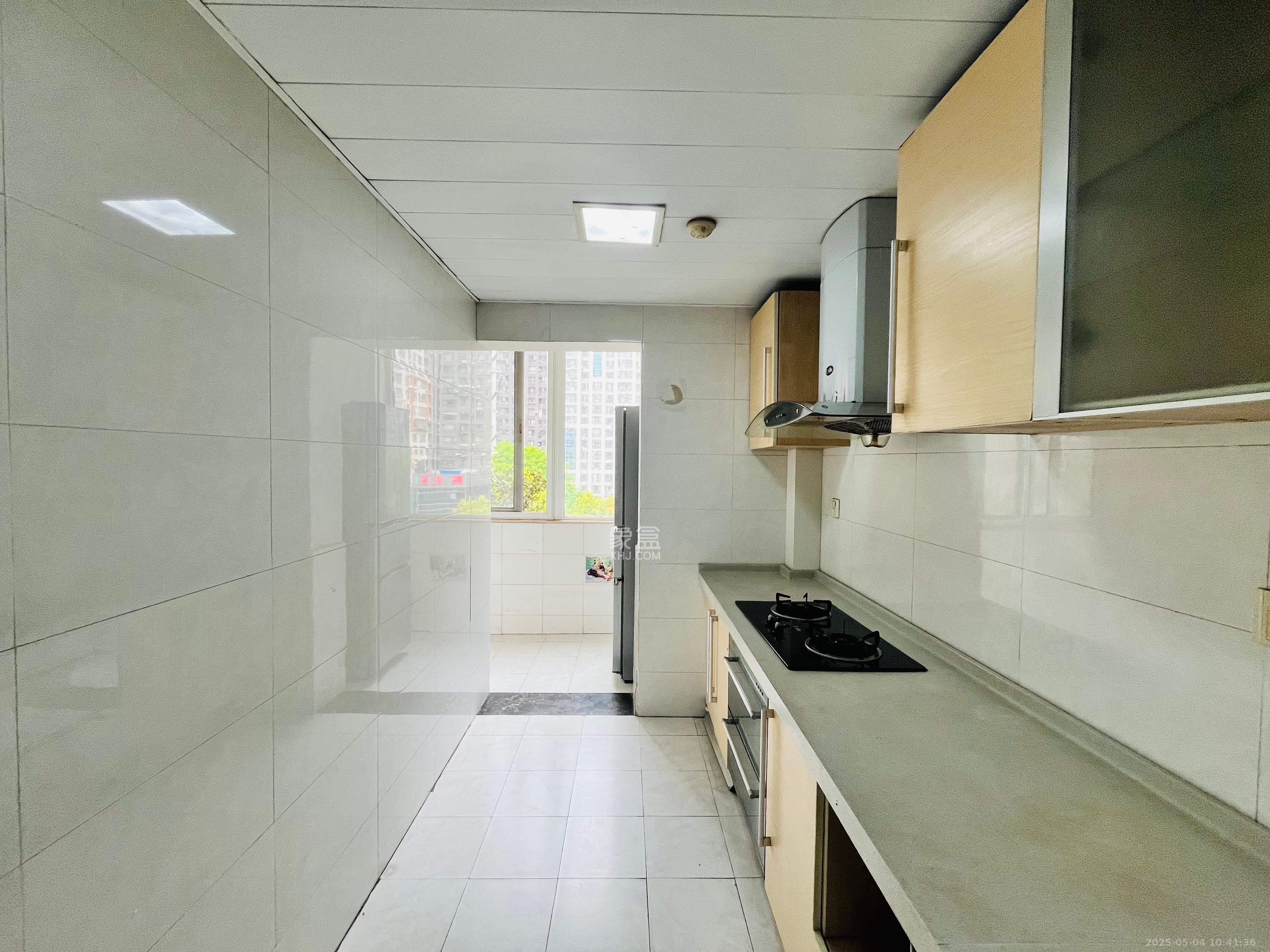 HC新城(建工集团单位房)  3室2厅2卫    2700.0元/月 HC新城(建工集团单位房)  3室2厅2卫    2700.0元/月室内图