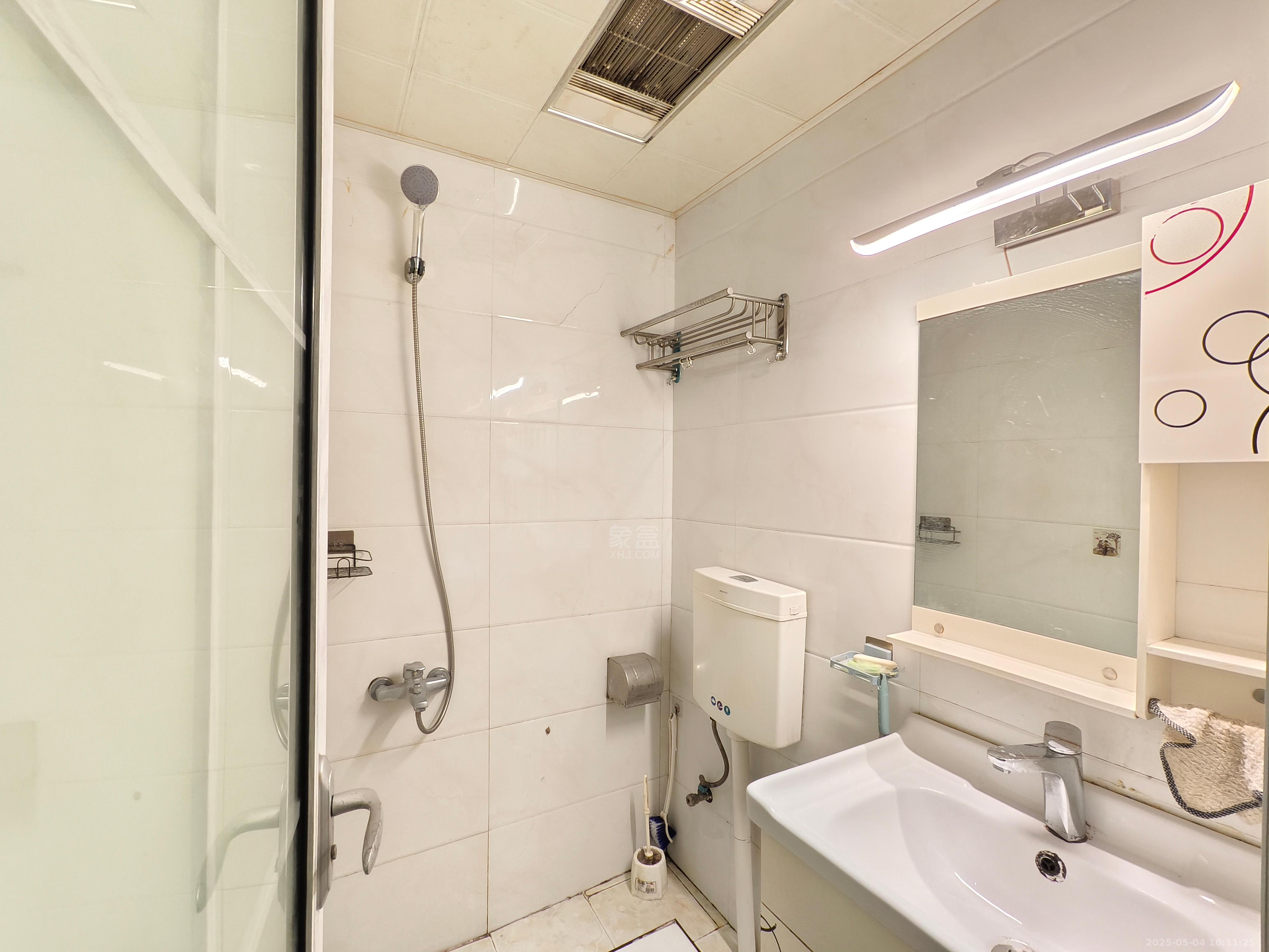 中建御山和苑 1室1厅1卫 1200.0元/月 中建御山和苑 1室1厅1卫 1200.0元/月室内图