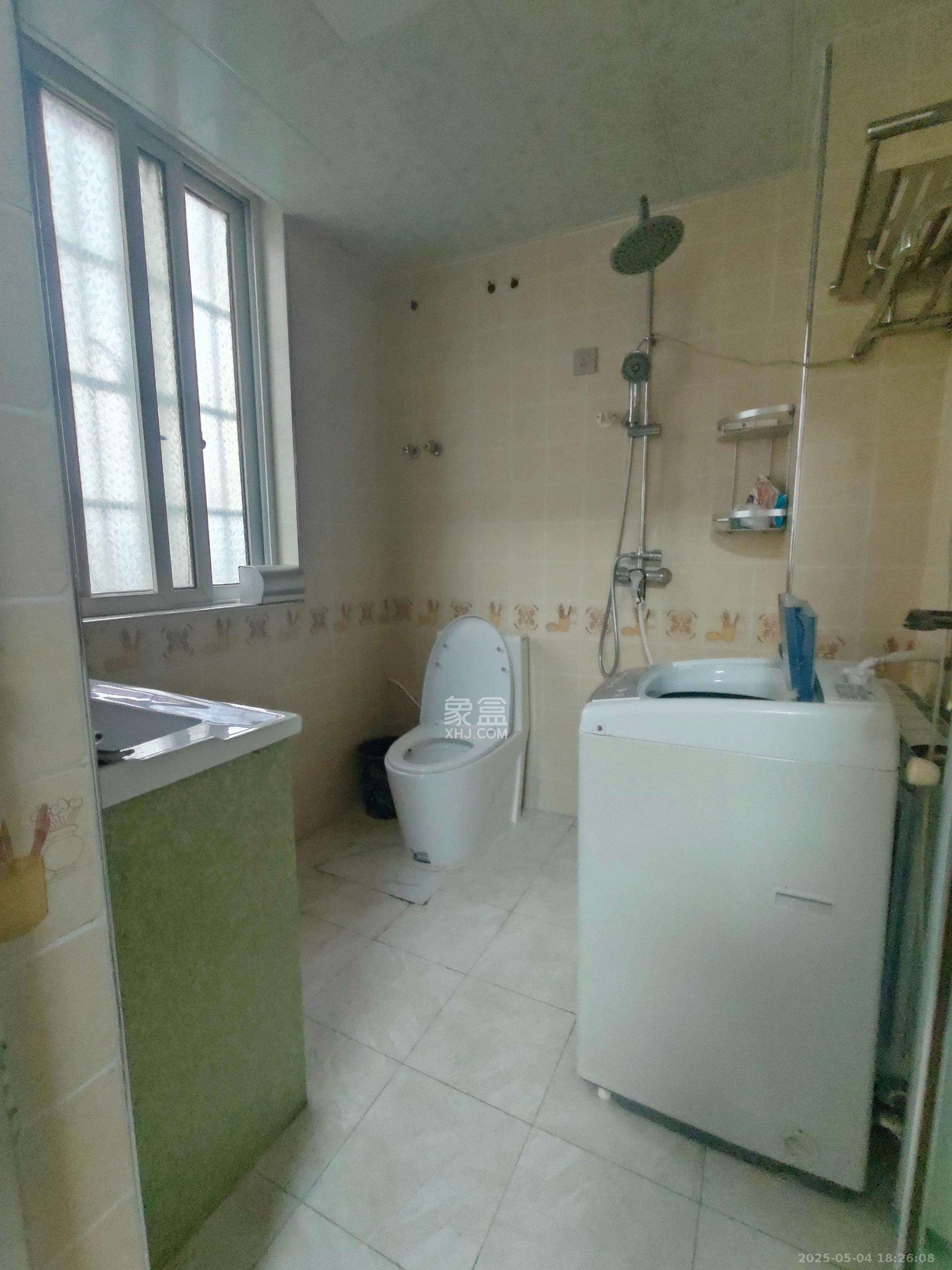 和沁园 4室2厅2卫 2600.0元/月 和沁园 4室2厅2卫 2600.0元/月室内图