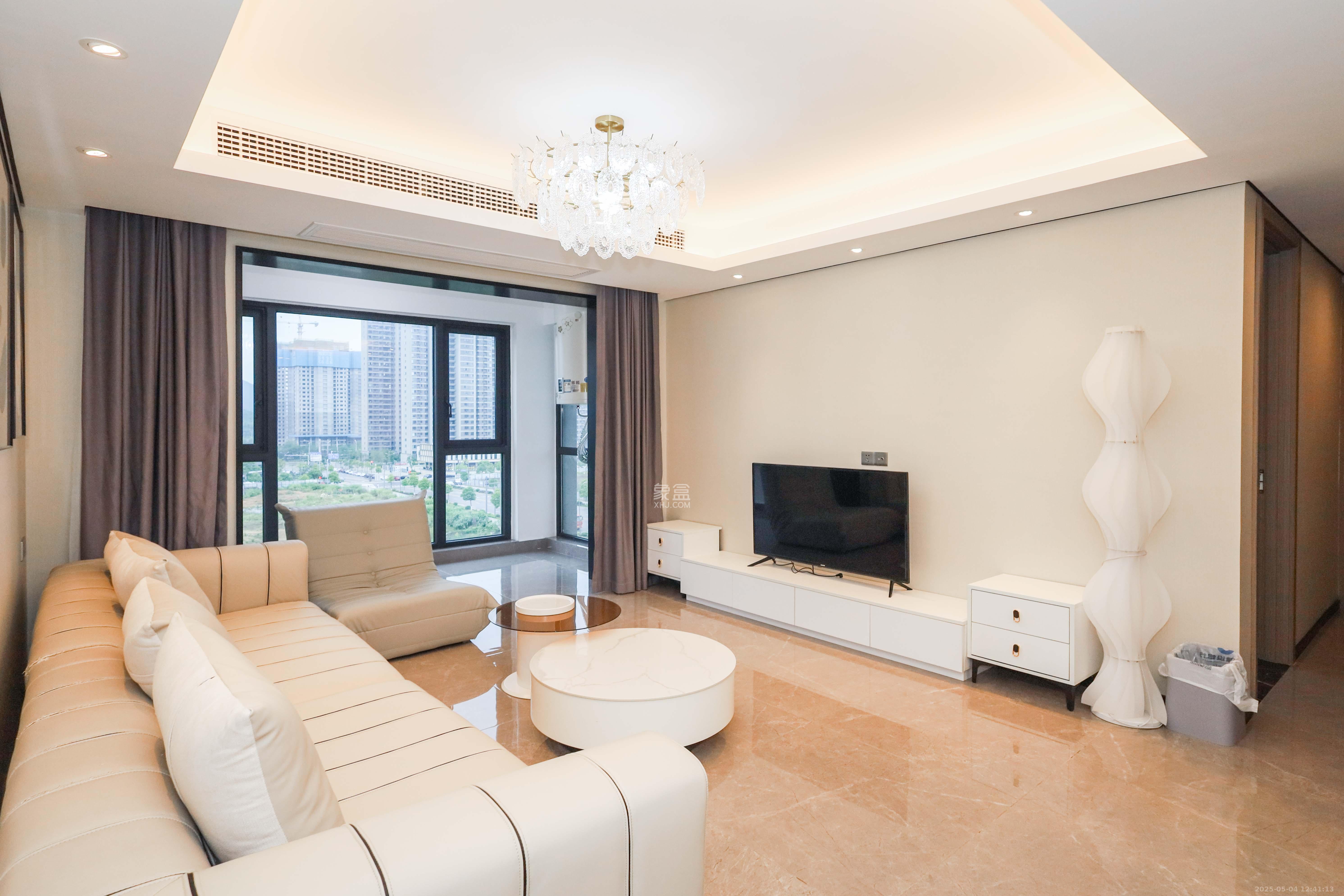 中海麓山境北区 3室2厅2卫 149.96万 中海麓山境北区 3室2厅2卫 149.96万客厅