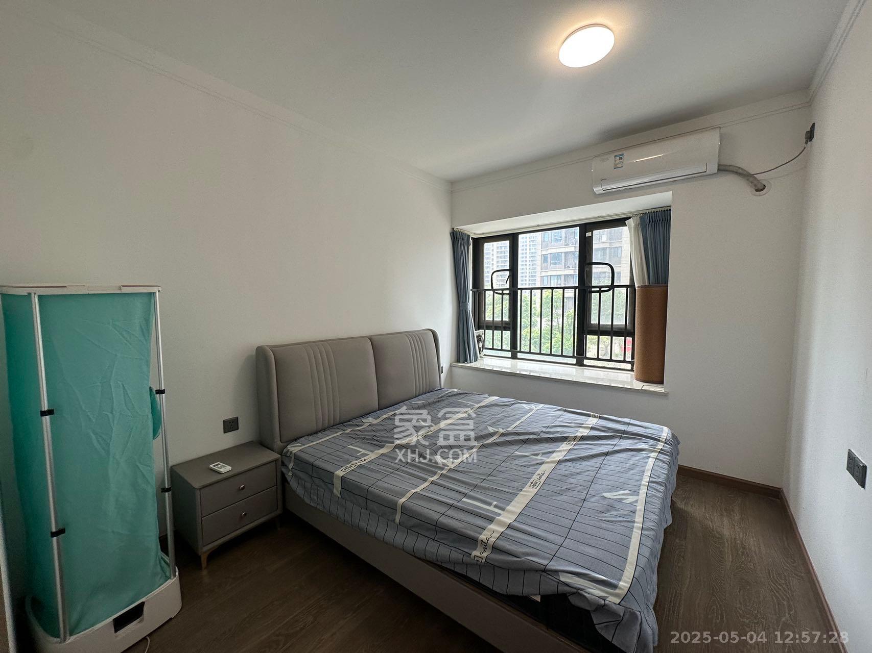 招商华发依云曦城 3室2厅2卫 2600.0元/月 招商华发依云曦城 3室2厅2卫 2600.0元/月室内图