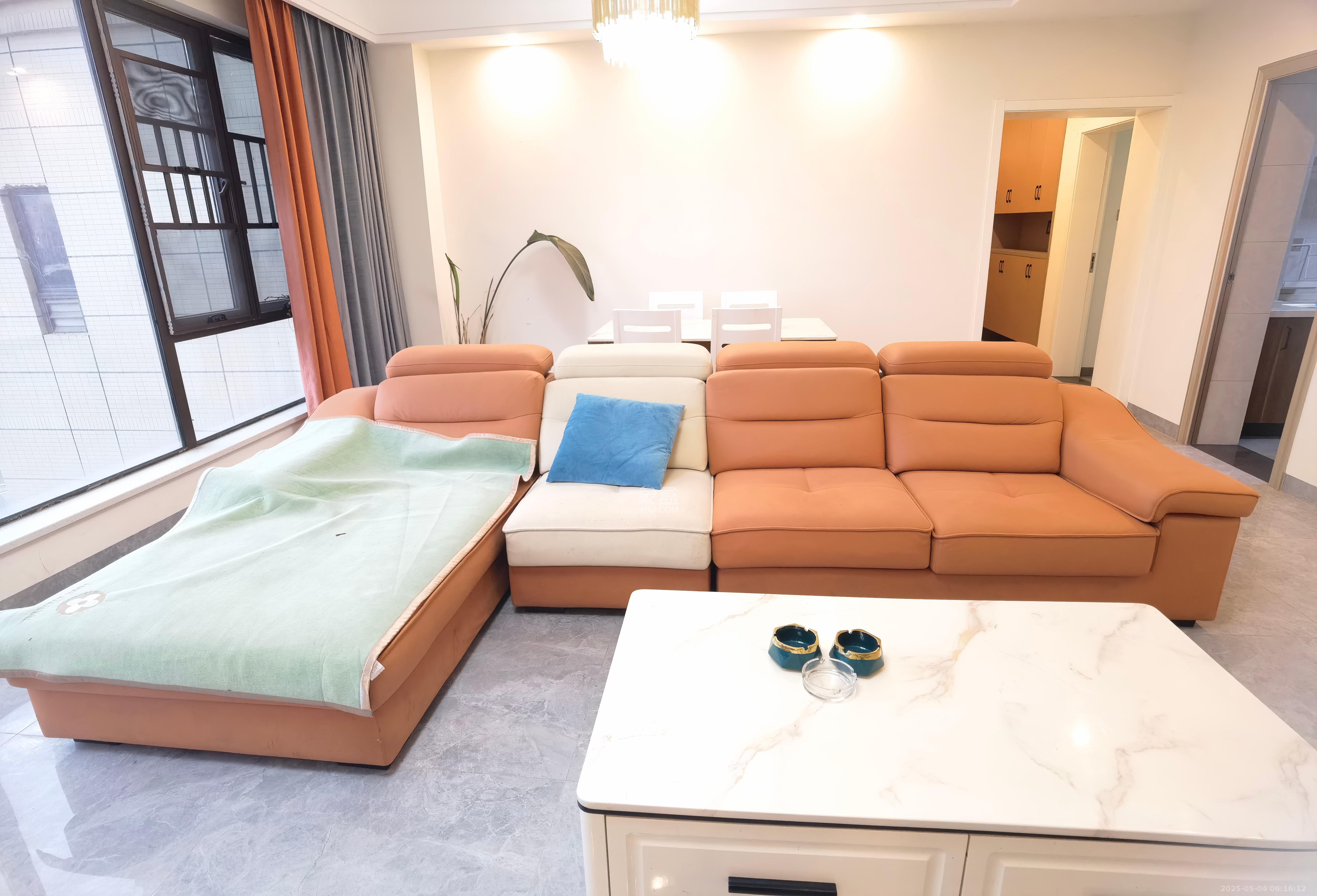 保利西海岸A区 3室2厅2卫 5500.0元/月 保利西海岸A区 3室2厅2卫 5500.0元/月室内图