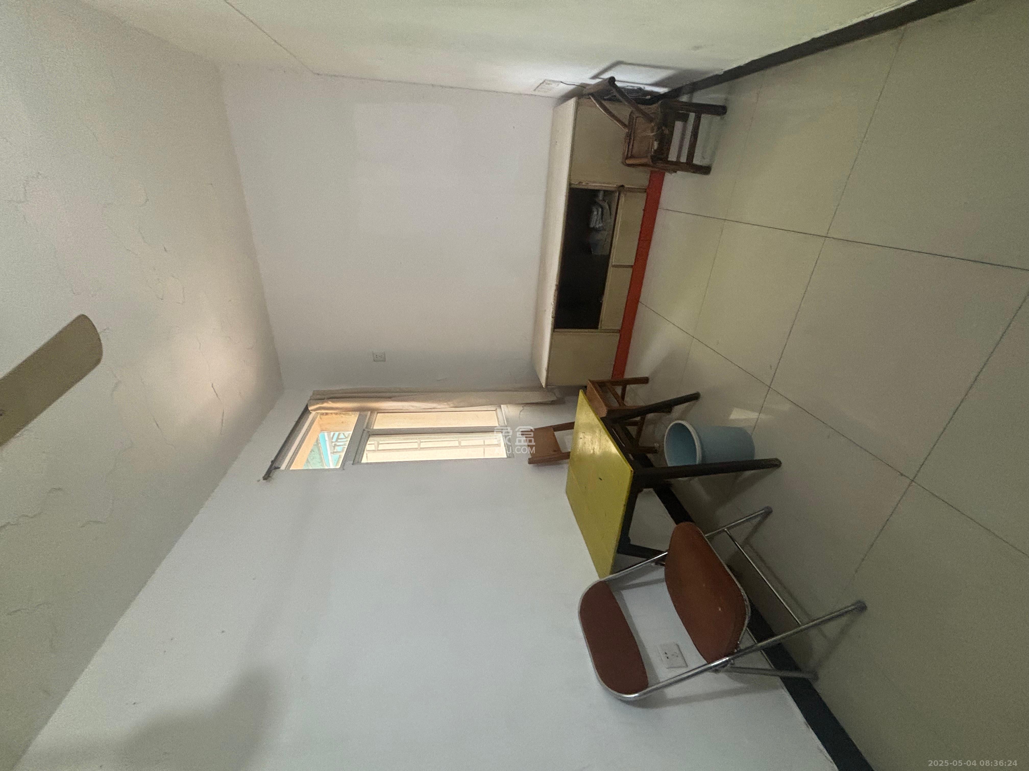 红旗区二片 2室1厅1卫 1600.0元/月 红旗区二片 2室1厅1卫 1600.0元/月室内图