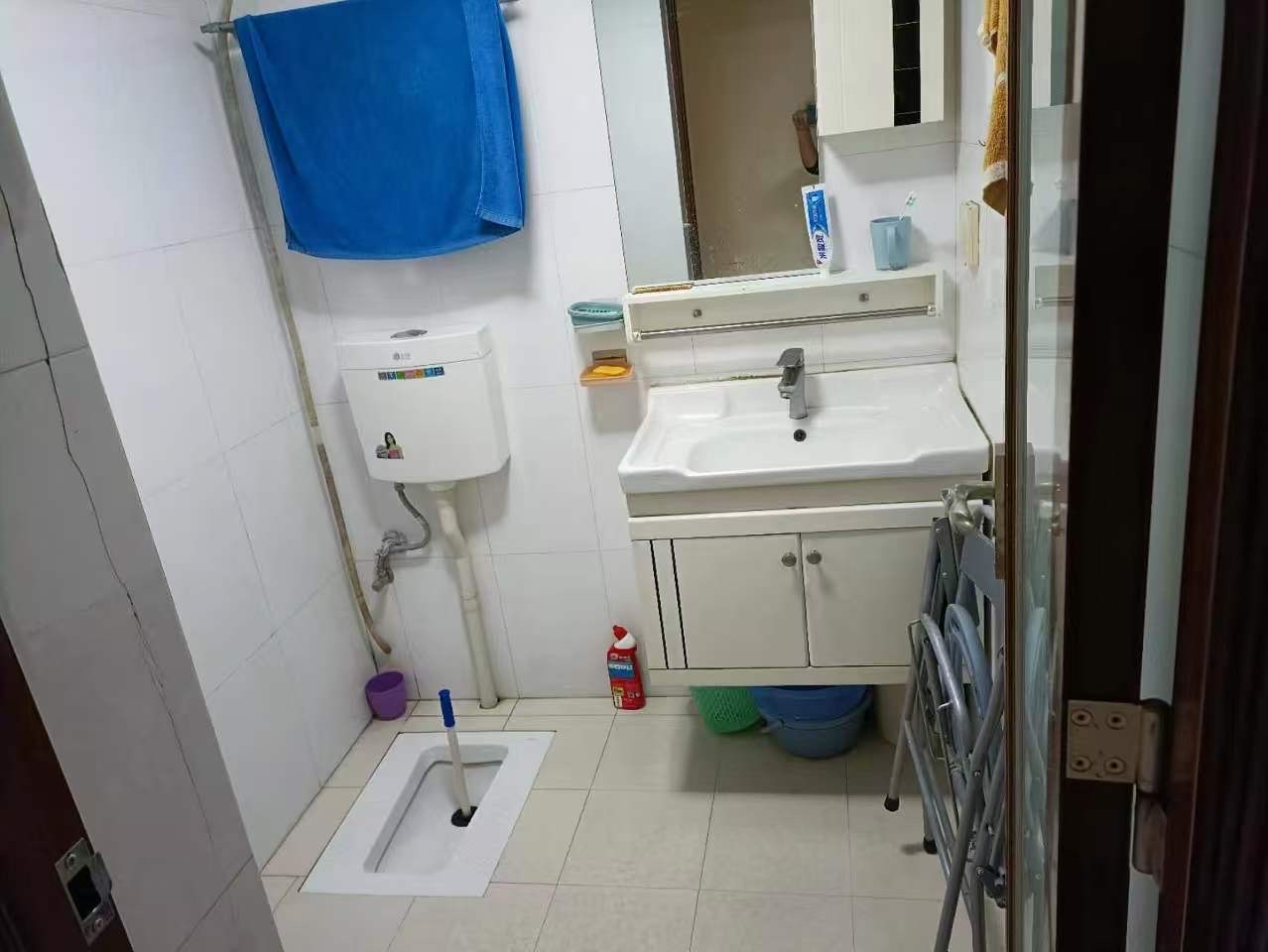 侨诚花园 1室0厅1卫 2300.0元/月 侨诚花园 1室0厅1卫 2300.0元/月室内图