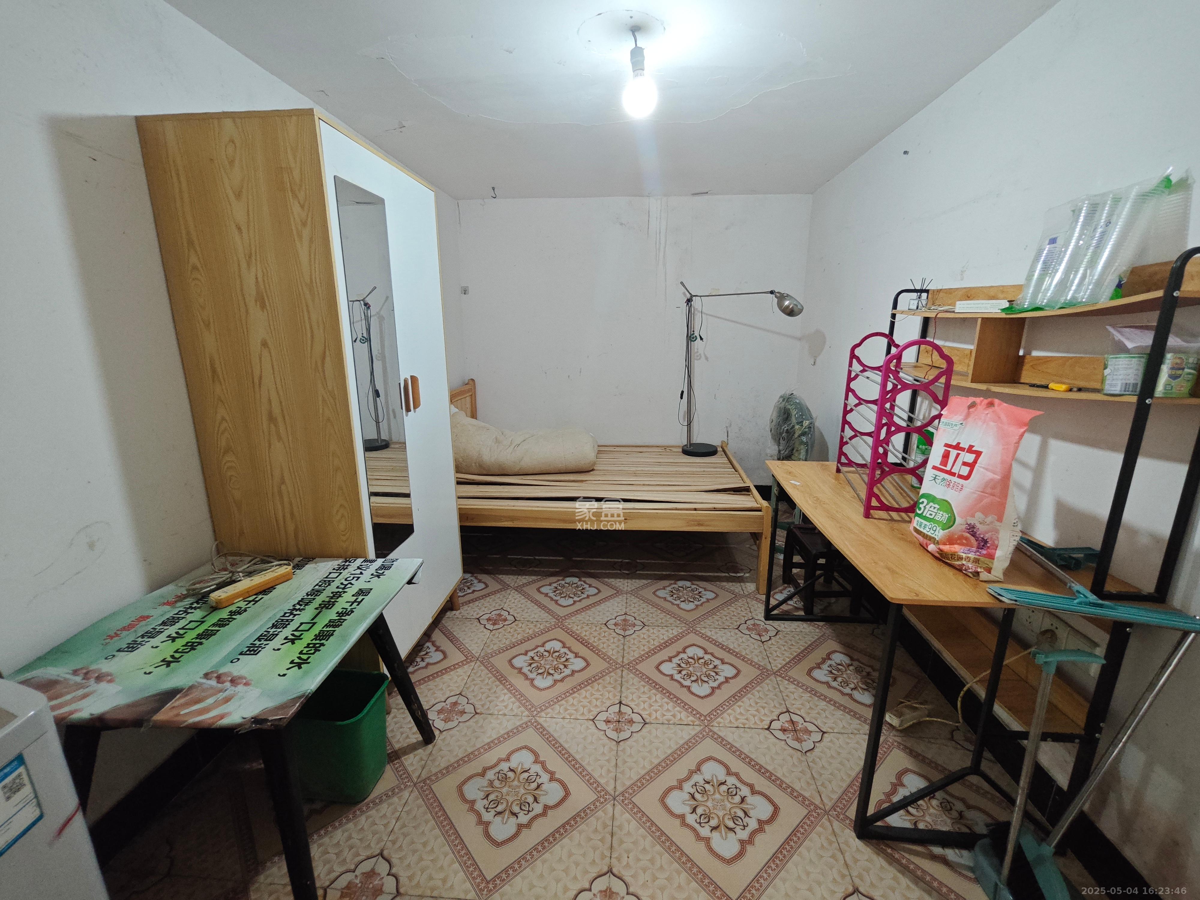 恩瑞麓山名园(龙王港小区) 1室1厅1卫 600.0元/月 恩瑞麓山名园(龙王港小区) 1室1厅1卫 600.0元/月室内图