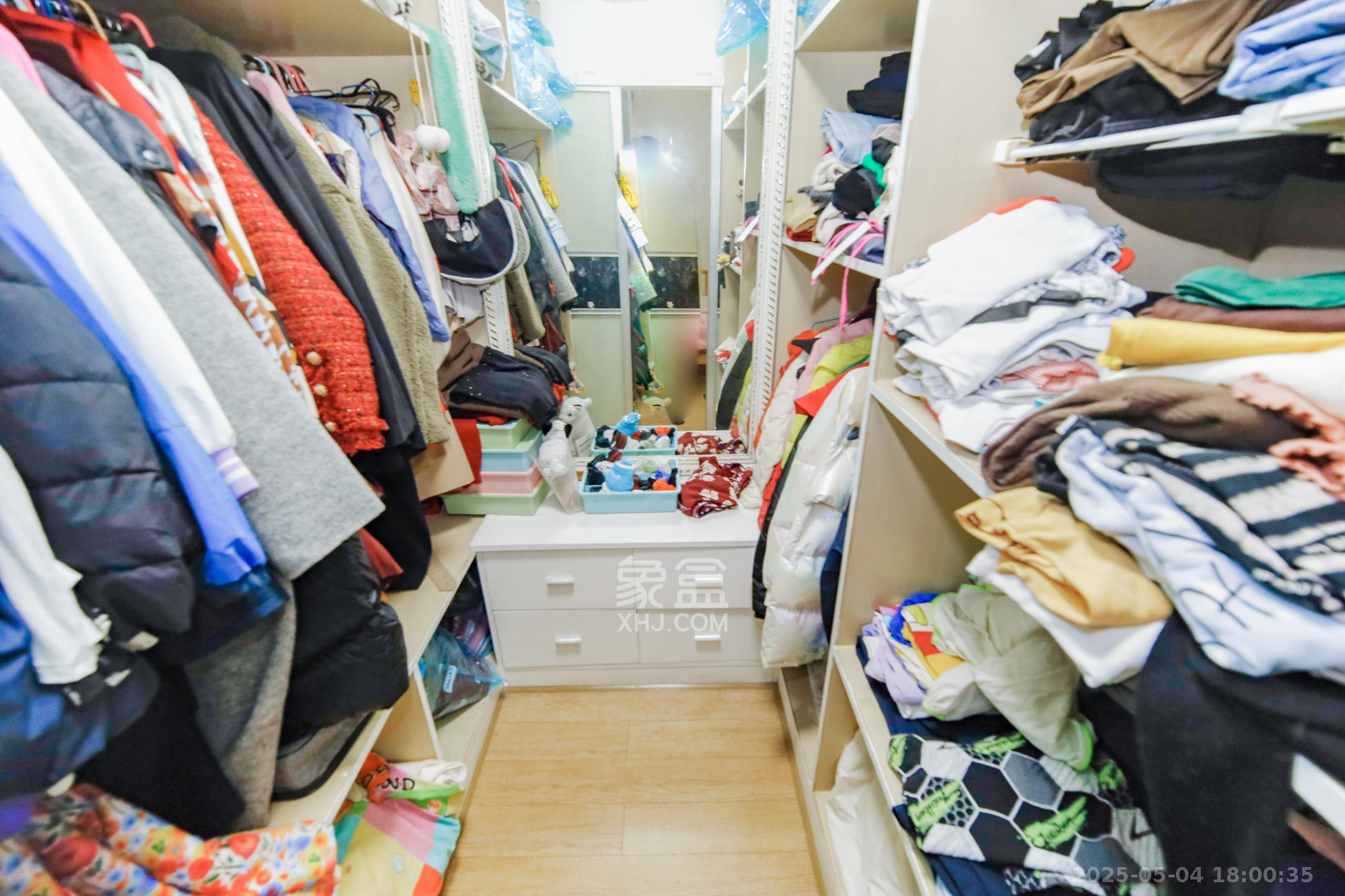 湘翰御舍 3室2厅2卫 93.0万 湘翰御舍 3室2厅2卫 93.0万其他