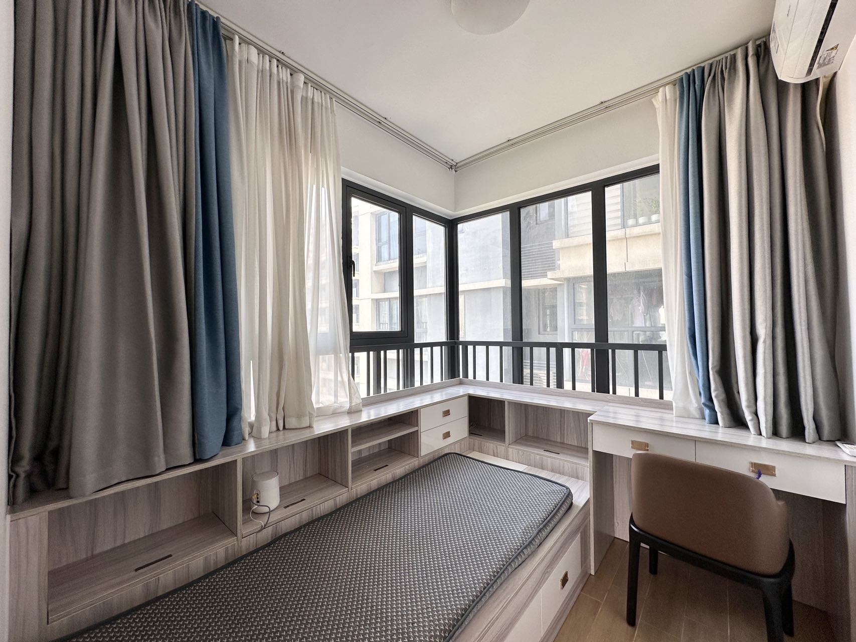 保利中央海岸四期(淳境、淳域) 3室1厅2卫 3800.00元/月 保利中央海岸四期(淳境、淳域) 3室1厅2卫 3800.00元/月室内图