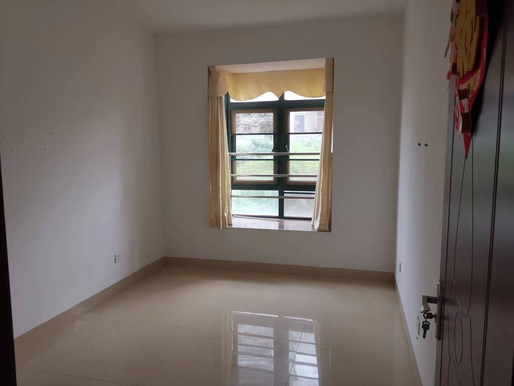 海阔天空-国瑞城一期(名仕苑) 4室2厅2卫 4500.0元/月 海阔天空-国瑞城一期(名仕苑) 4室2厅2卫 4500.0元/月室内图