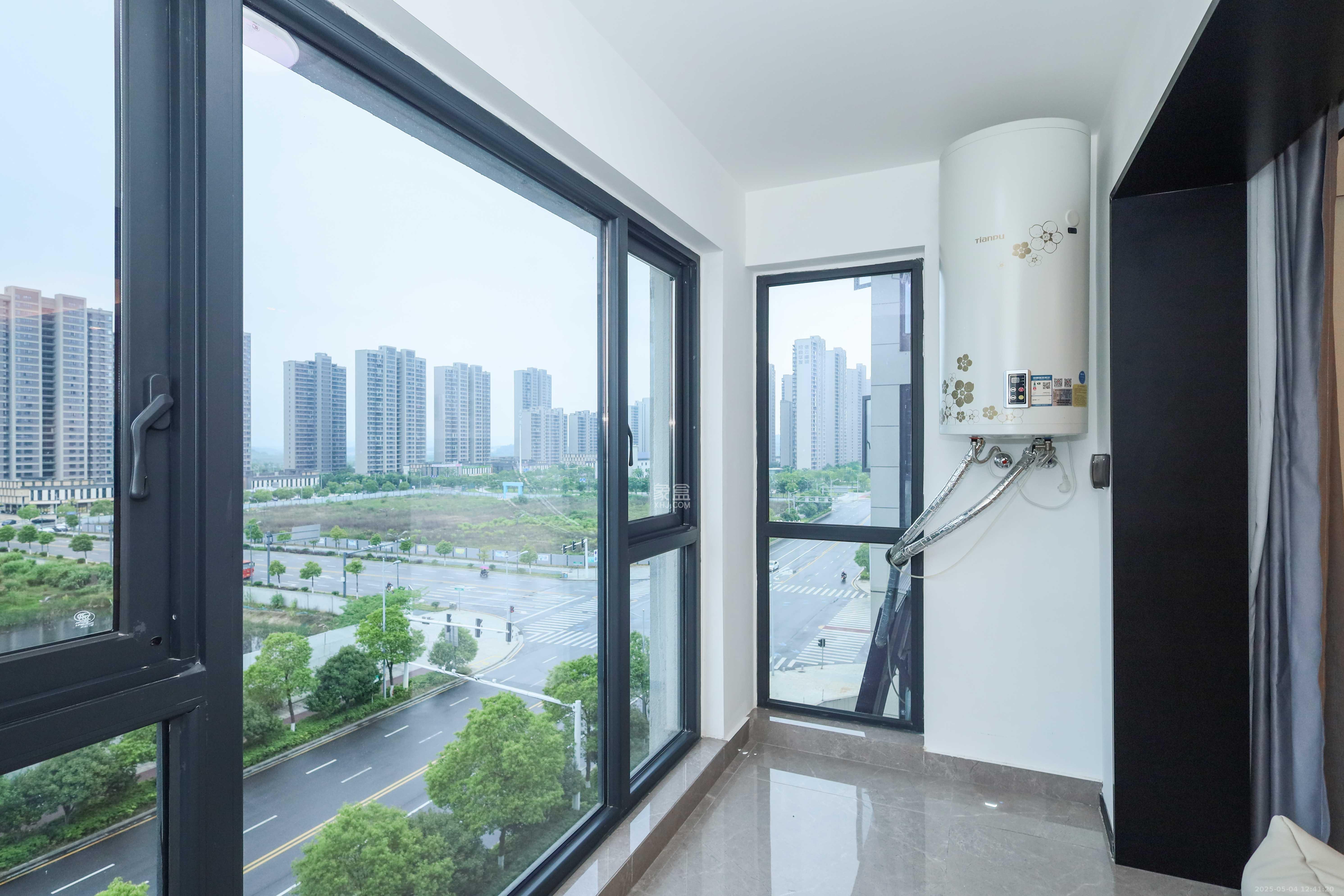 中海麓山境北区 3室2厅2卫 149.96万 中海麓山境北区 3室2厅2卫 149.96万阳台