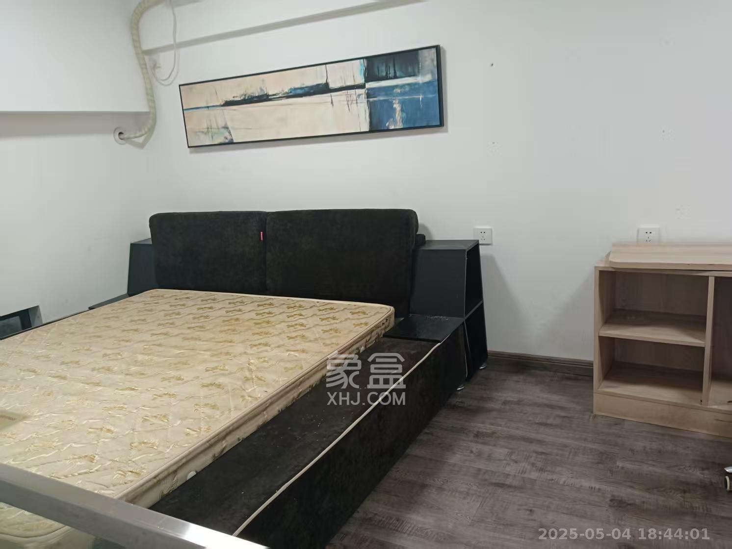 米兰春天 1室0厅0卫 1400.0元/月 米兰春天 1室0厅0卫 1400.0元/月室内图