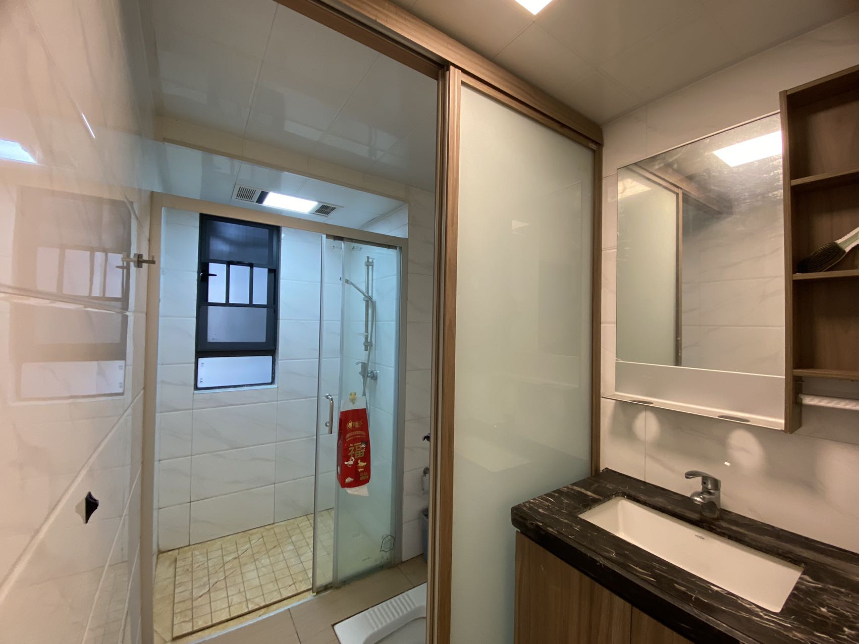 碧桂园梓山府 3室2厅2卫 1800.0元/月 碧桂园梓山府 3室2厅2卫 1800.0元/月室内图