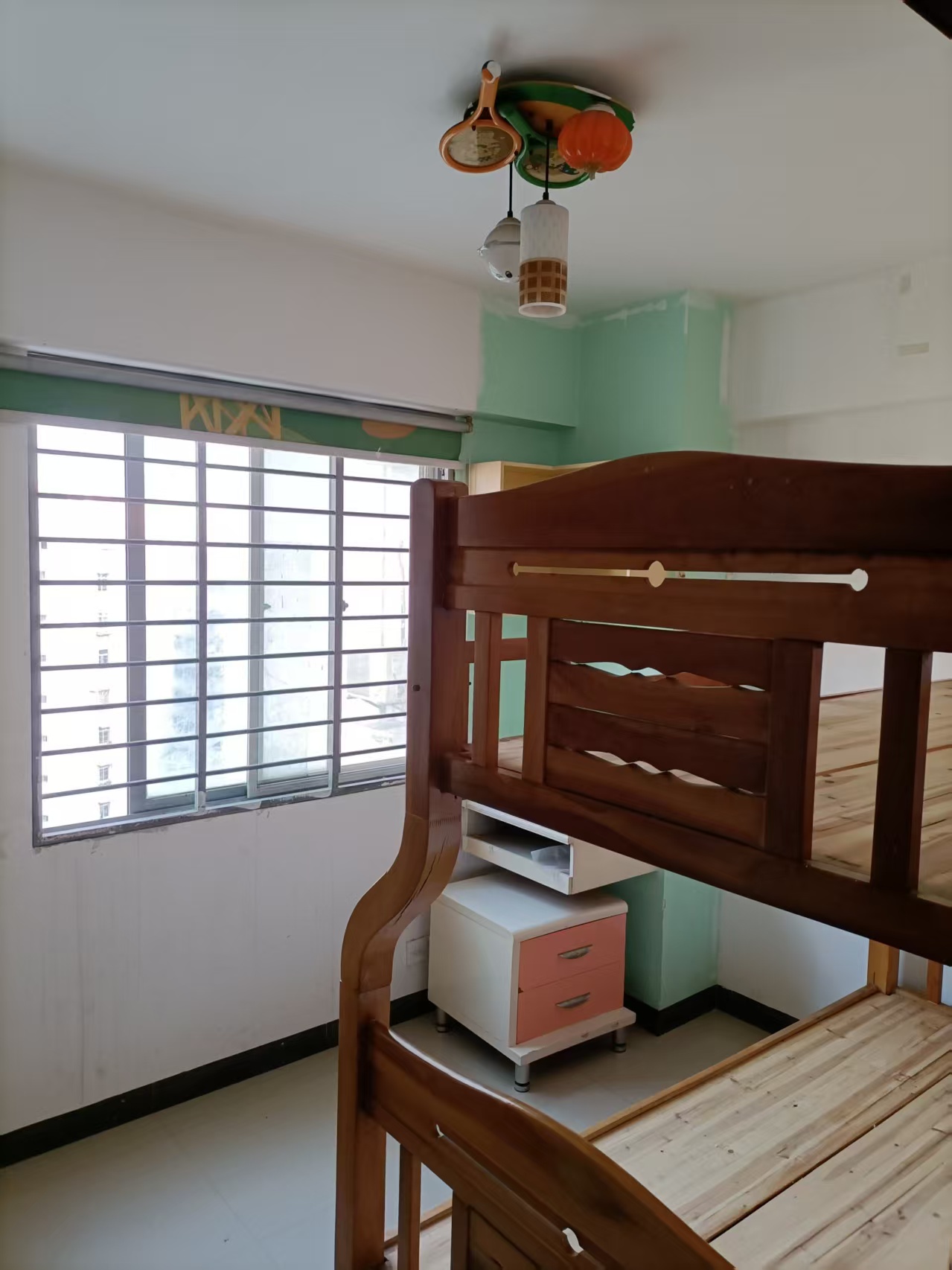 金山小区  4室2厅1卫   2600.00元/月室内图
