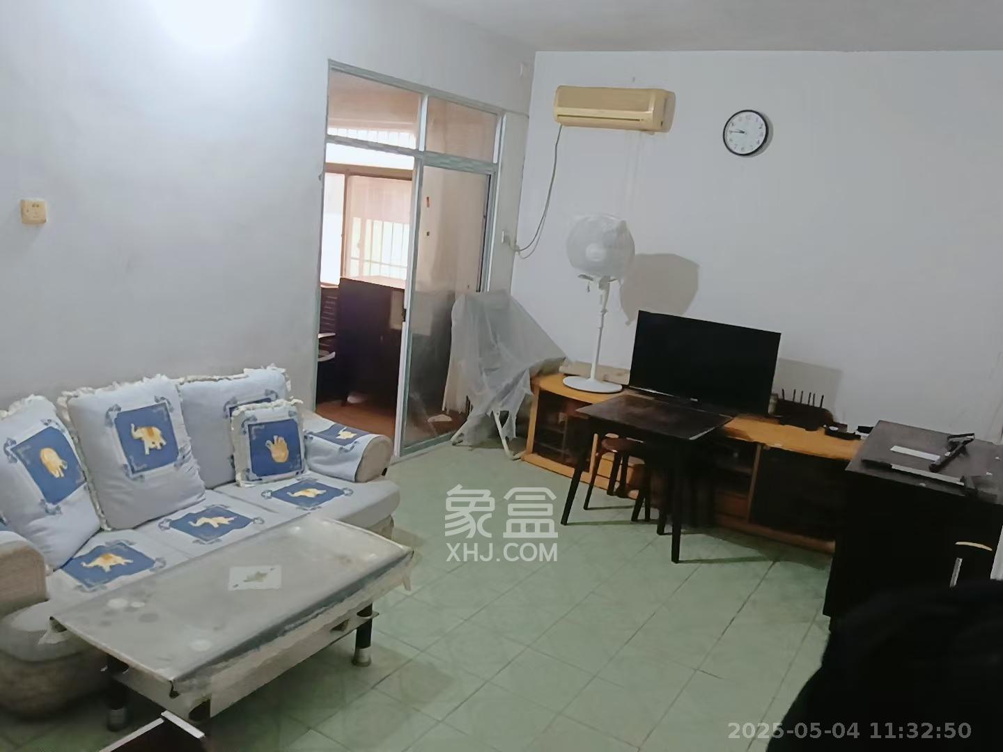 长坡社区 3室1厅1卫 2000.0元/月 长坡社区 3室1厅1卫 2000.0元/月室内图