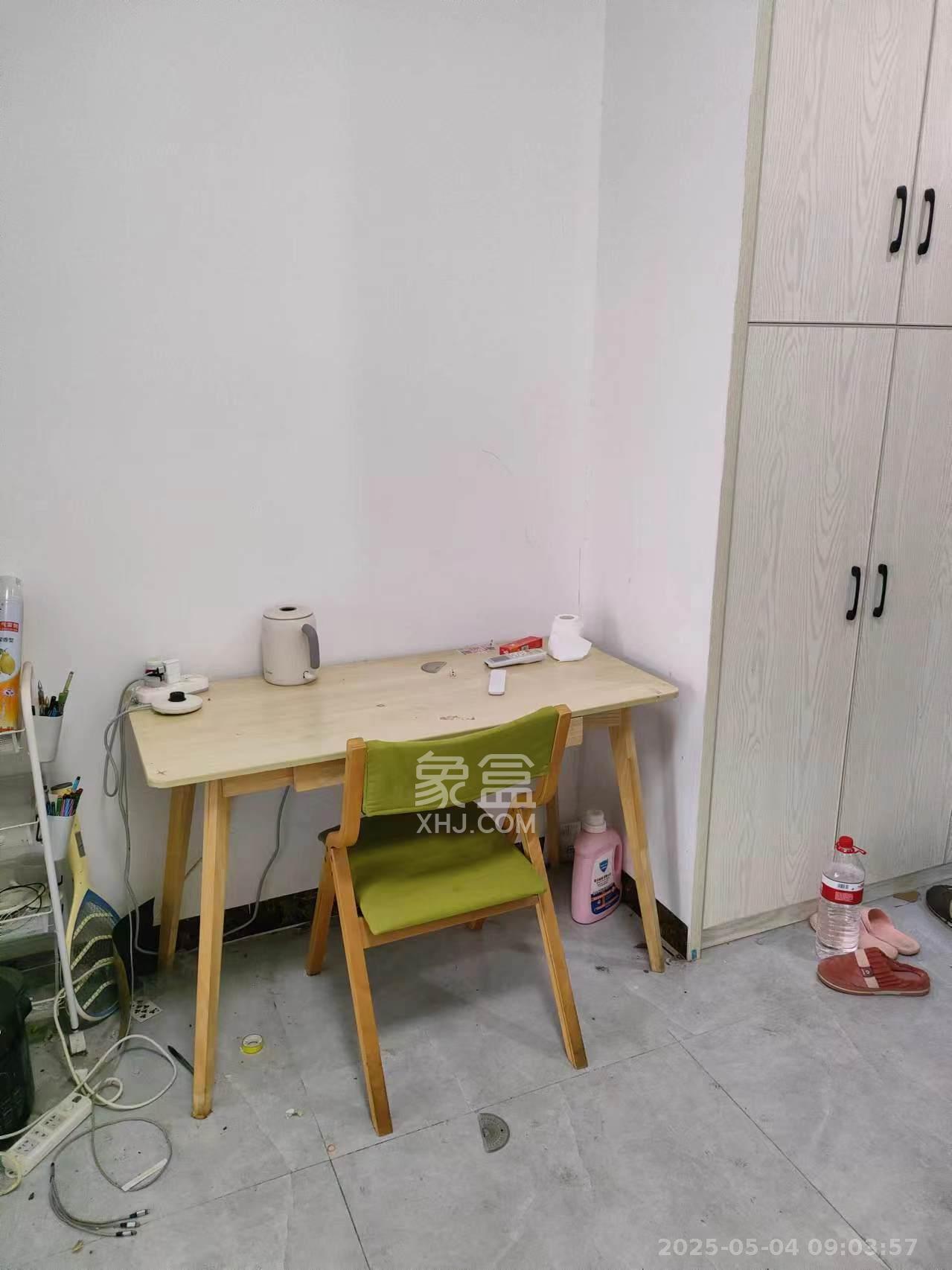 明发国际城 1室1厅1卫 1300.0元/月 明发国际城 1室1厅1卫 1300.0元/月室内图