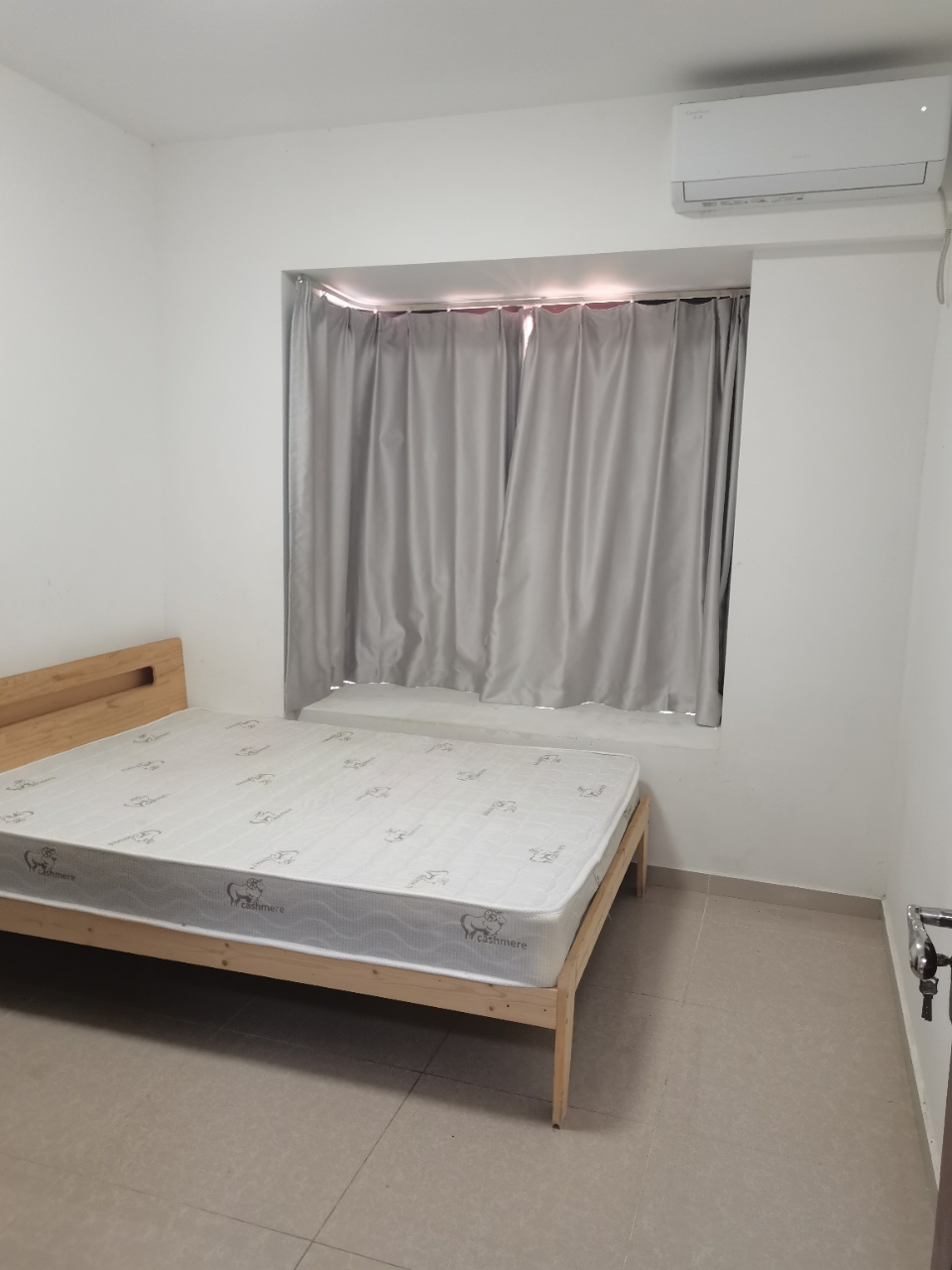 中交怡湖雅苑  1室0厅0卫   2400.00元/月室内图