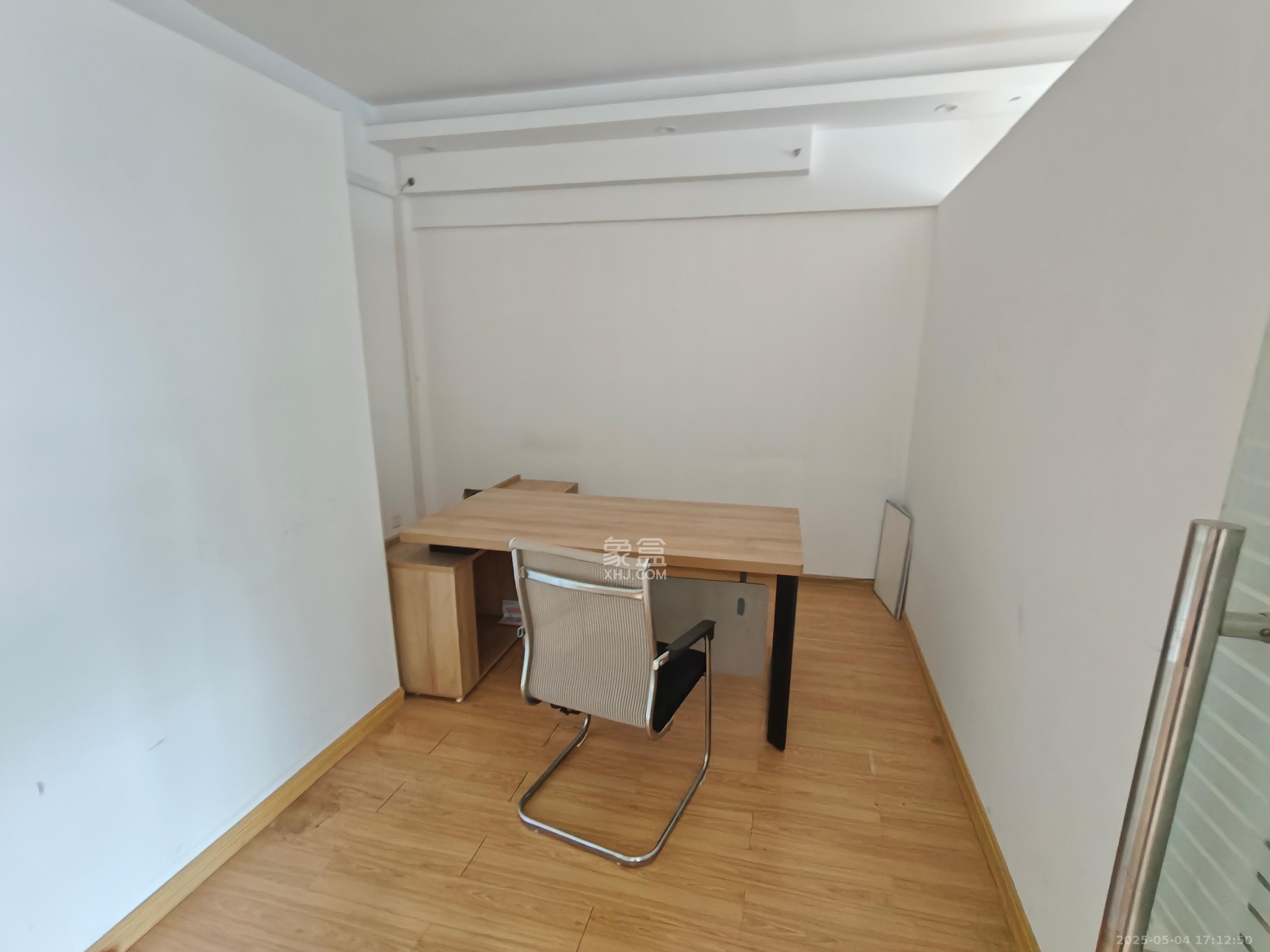 长城华都  1室0厅1卫    1300.0元/月 长城华都  1室0厅1卫    1300.0元/月室内图