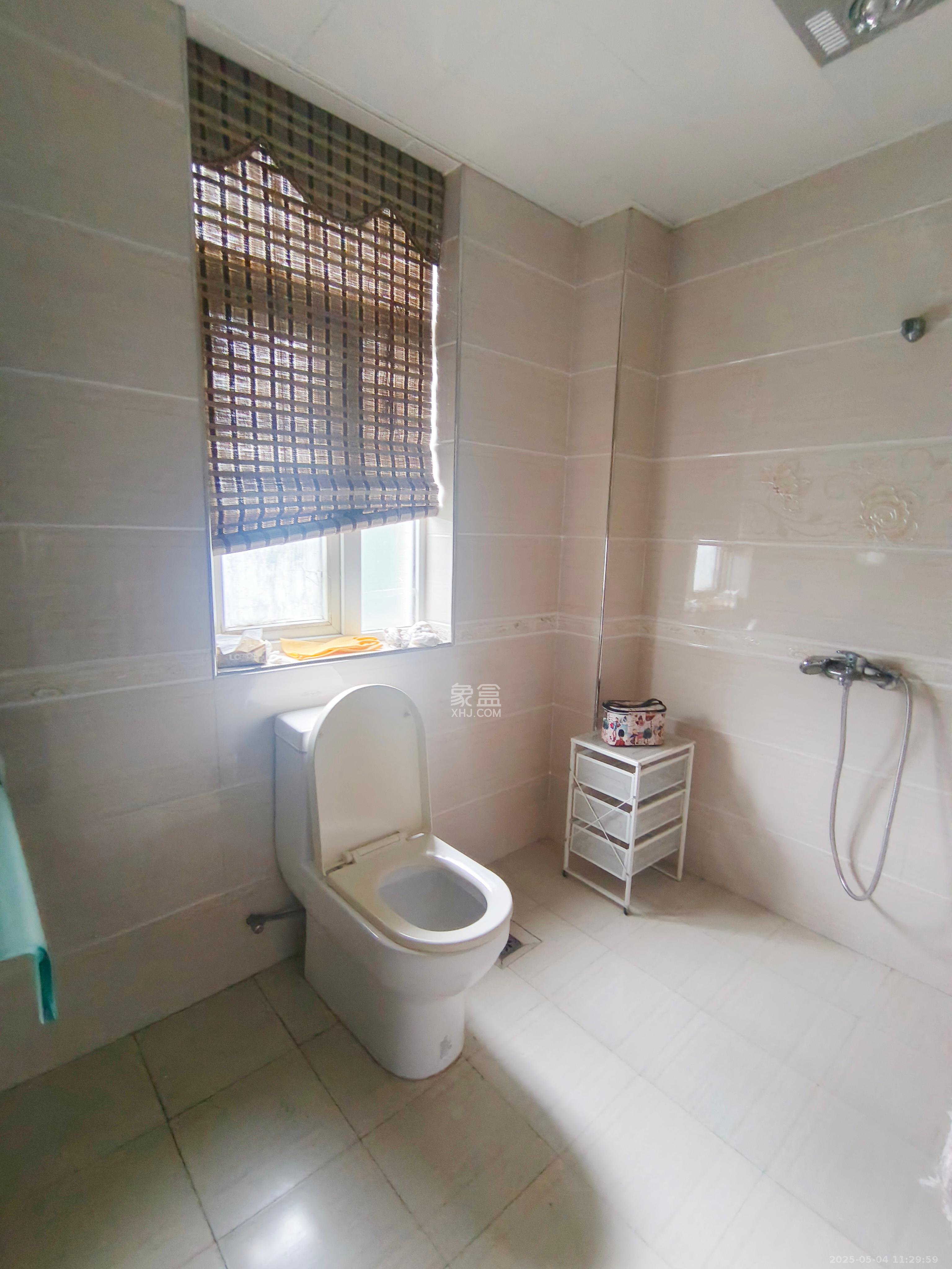 山语城一期 2室2厅2卫 2000.0元/月 山语城一期 2室2厅2卫 2000.0元/月室内图