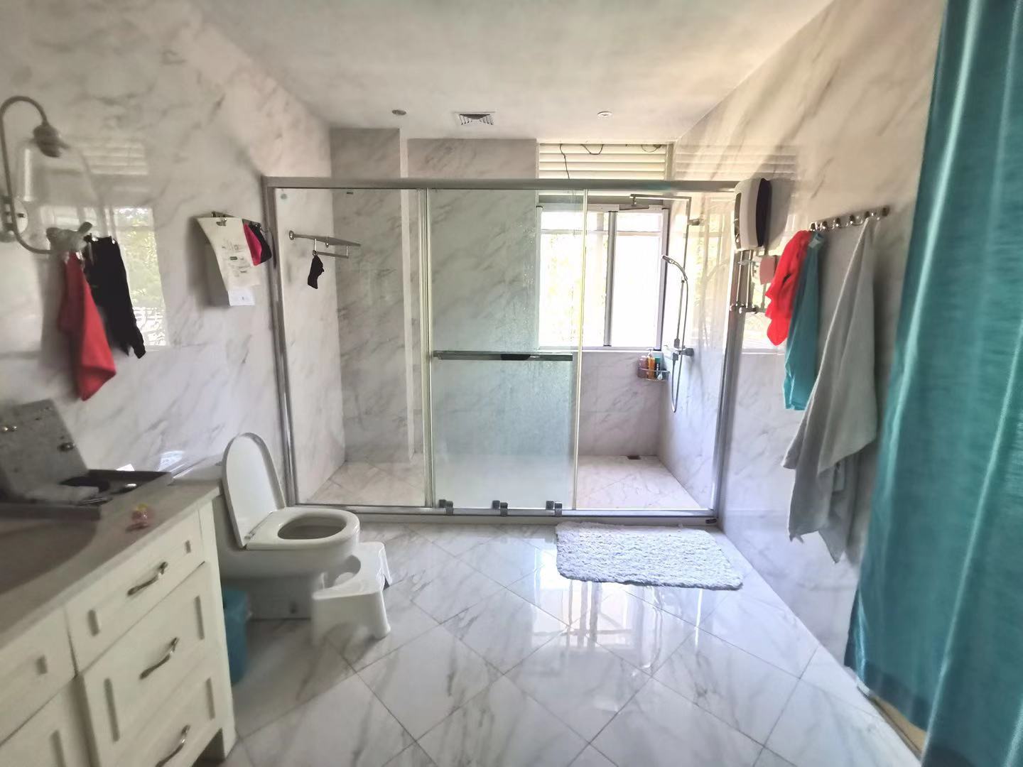 阳光经典 5室2厅3卫 880.0万 阳光经典 5室2厅3卫 880.0万室内图