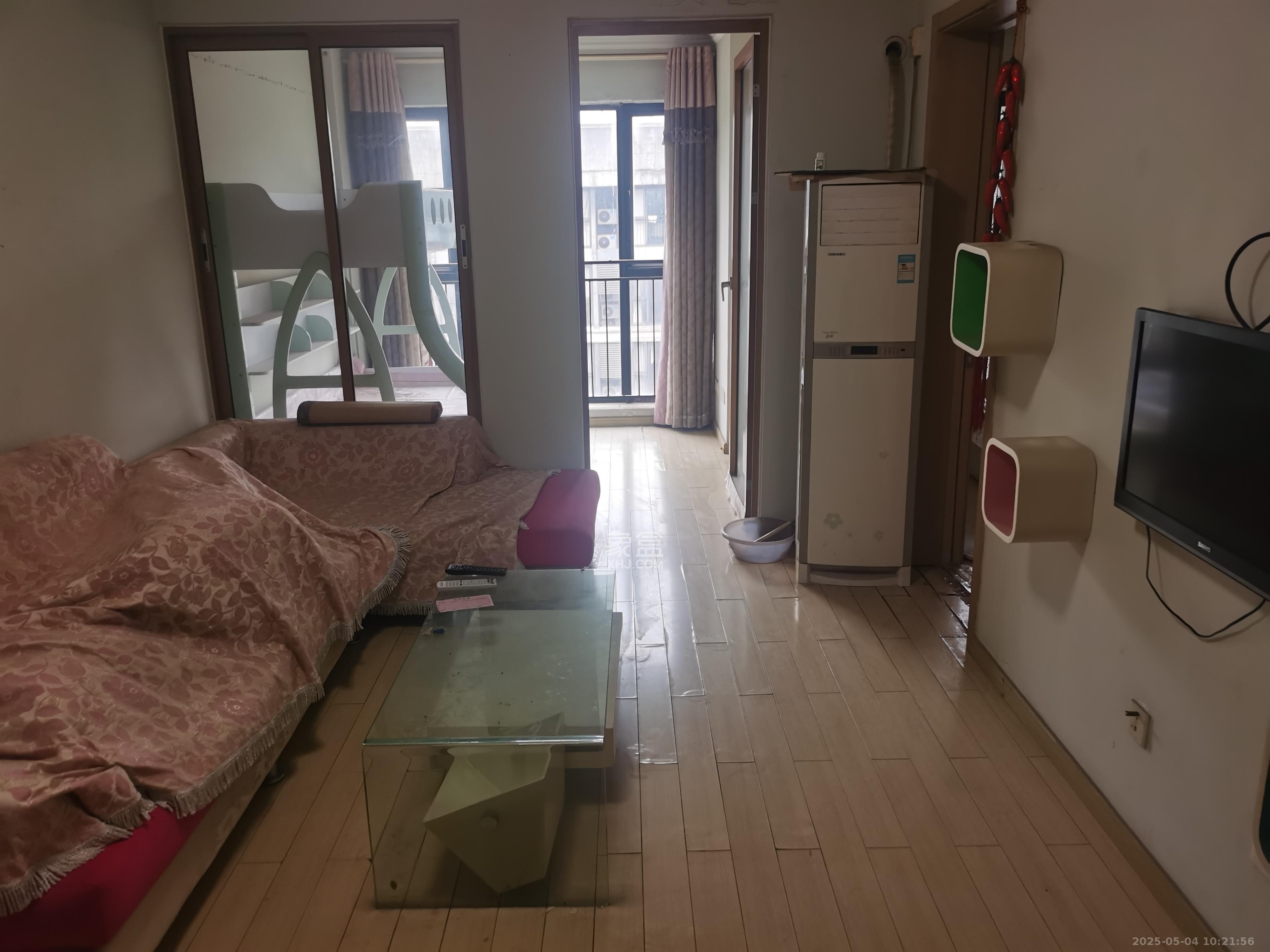 万科金域华府一期  2室1厅1卫    2500.0元/月 万科金域华府一期  2室1厅1卫    2500.0元/月室内图