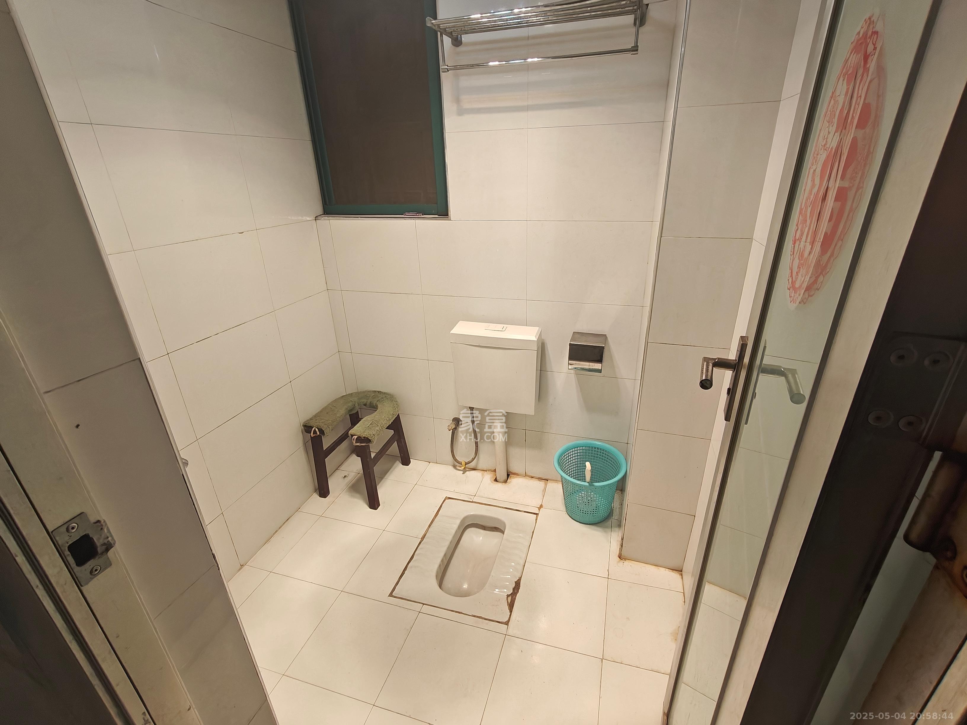 东玺门 1室0厅0卫 2300.0元/月 东玺门 1室0厅0卫 2300.0元/月室内图