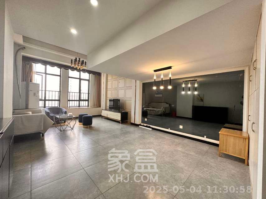 荣悦台  1室1厅1卫    2100.0元/月室内图