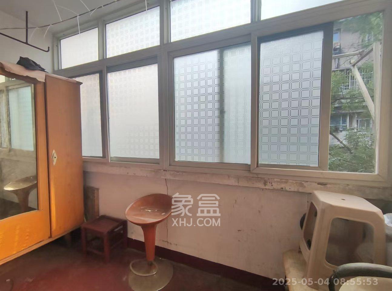 荷叶塘社区（雨花区）  1室0厅0卫   1500.00元/月