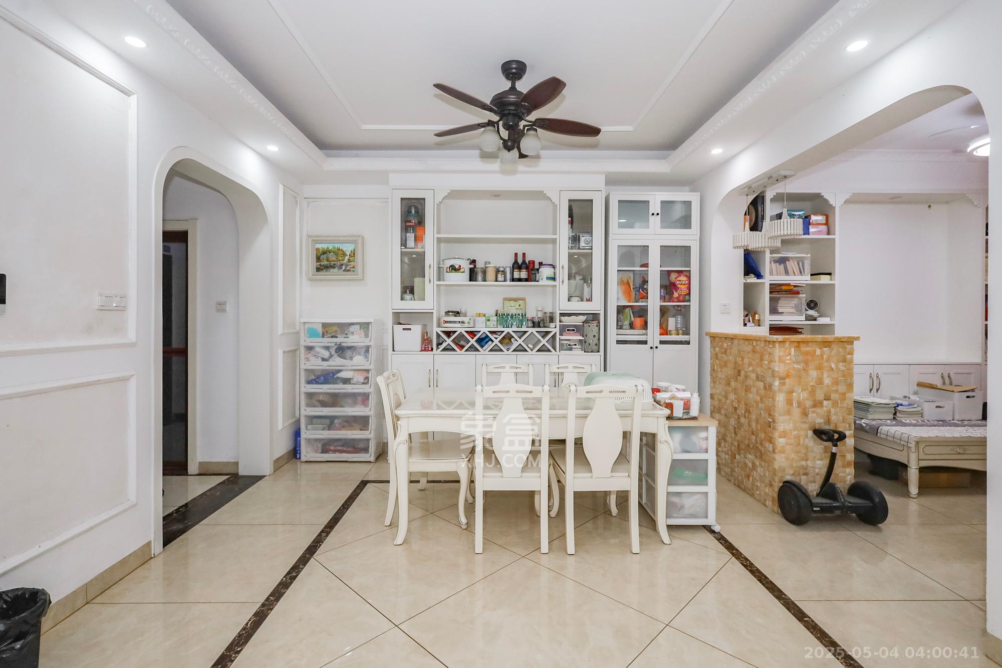 八方小区C区 3室2厅2卫 305.0万 八方小区C区 3室2厅2卫 305.0万其他