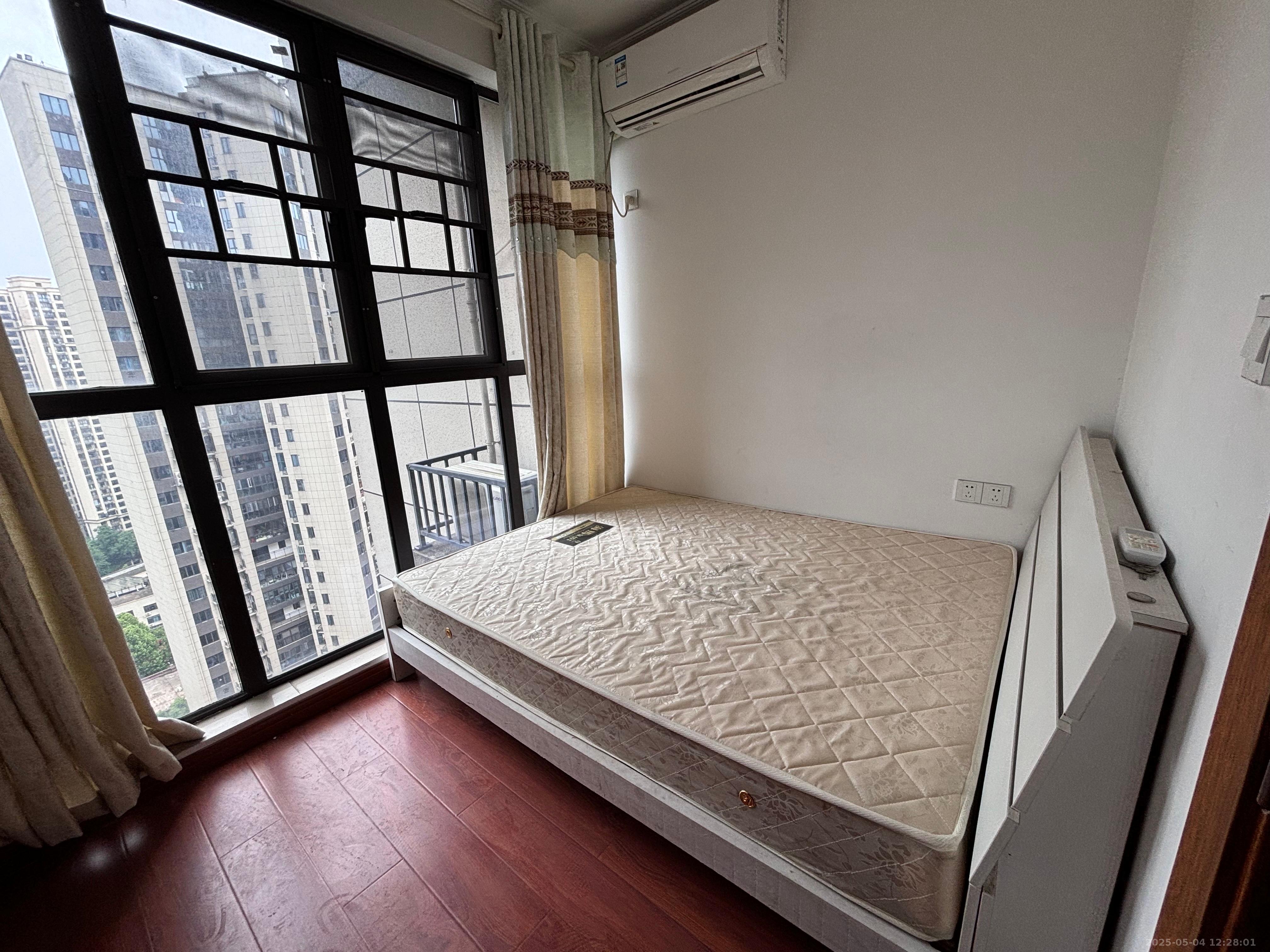 中国铁建梅溪青秀二期 3室1厅2卫 3200.0元/月 中国铁建梅溪青秀二期 3室1厅2卫 3200.0元/月室内图