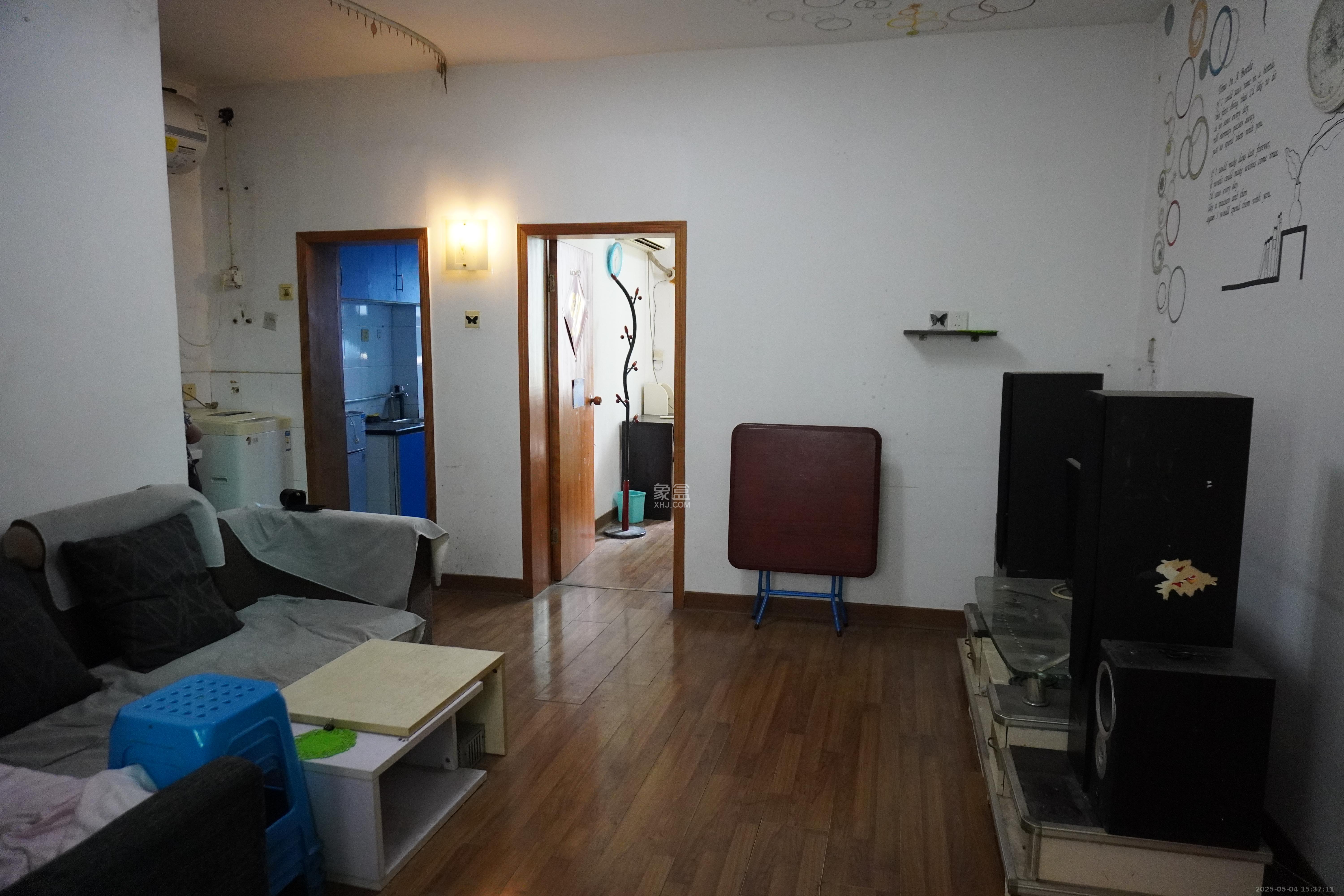 省劳卫所宿舍(职防院小区) 2室1厅1卫 1300.00元/月 省劳卫所宿舍(职防院小区) 2室1厅1卫 1300.00元/月室内图