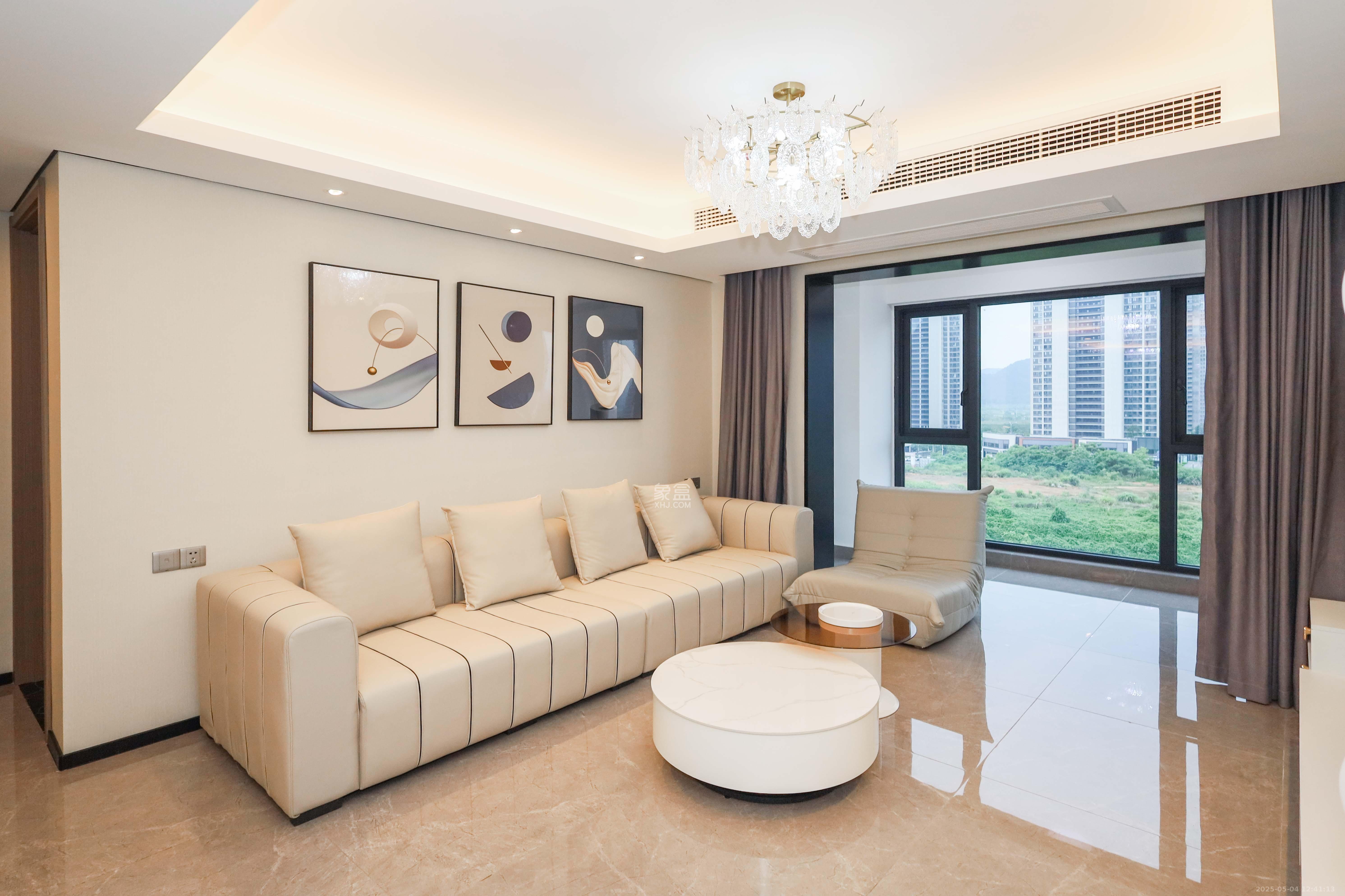 中海麓山境北区 3室2厅2卫 149.96万 中海麓山境北区 3室2厅2卫 149.96万客厅